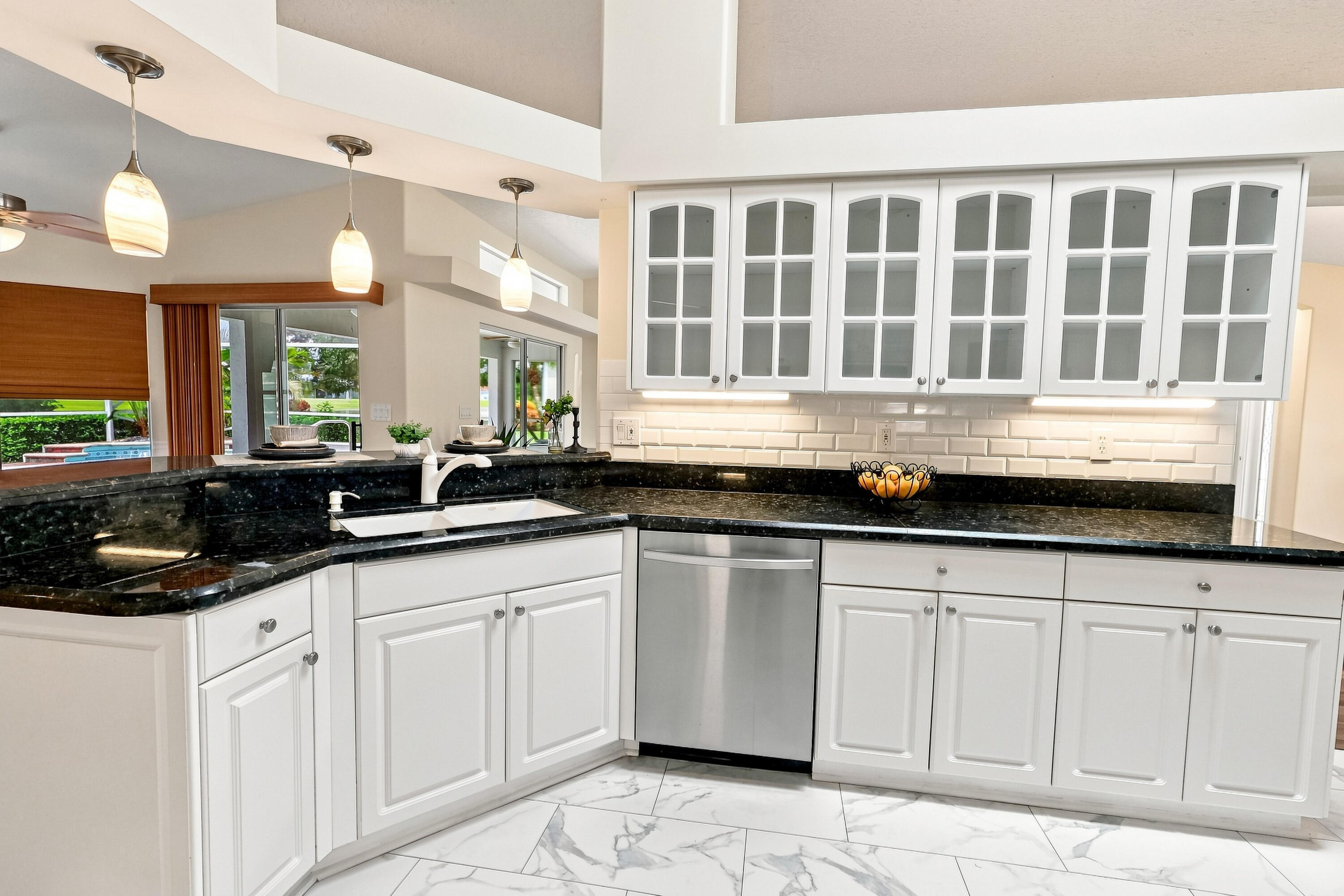 240 53rd Circle Property Photo 8