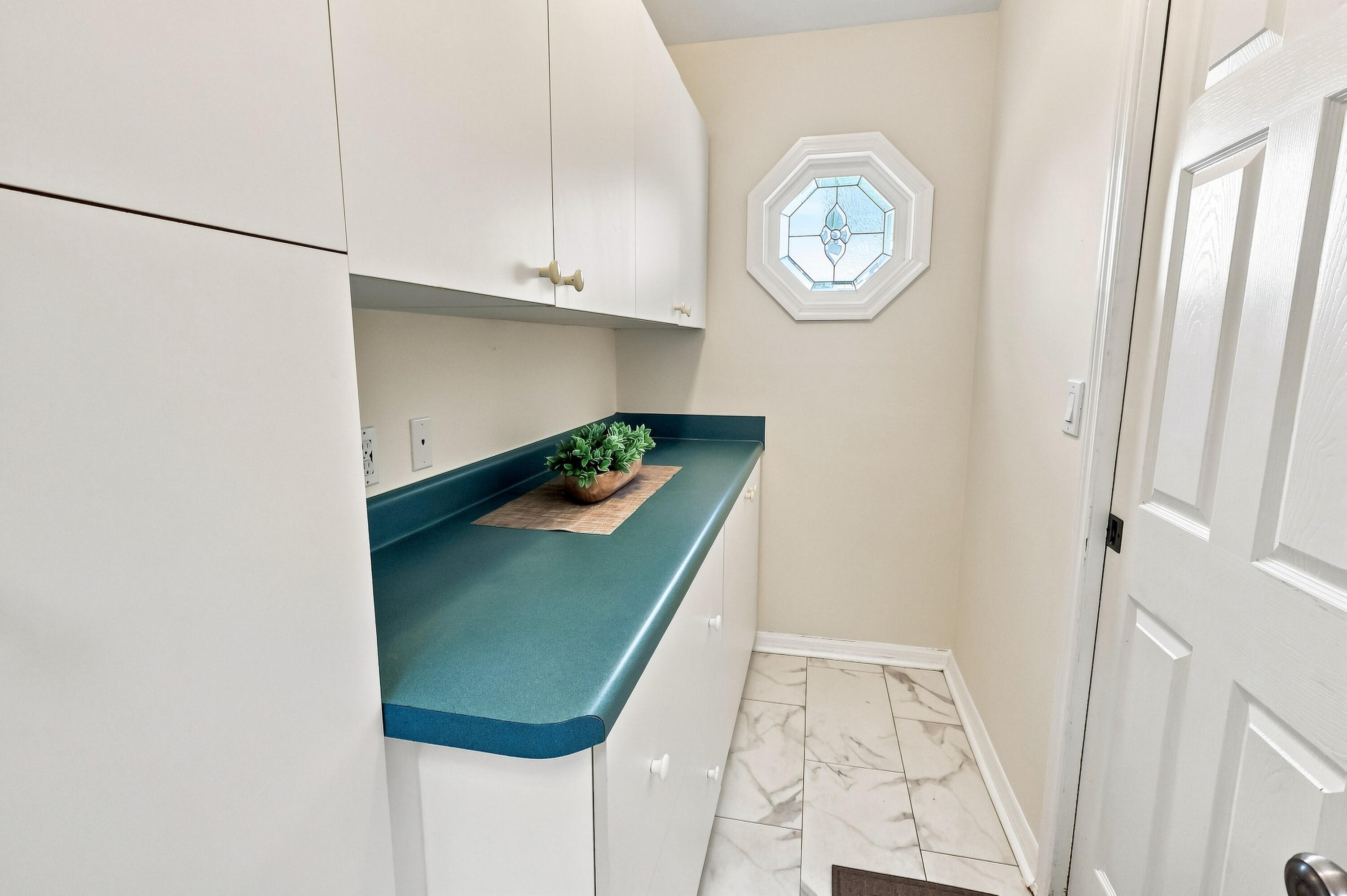 240 53rd Circle Property Photo 12