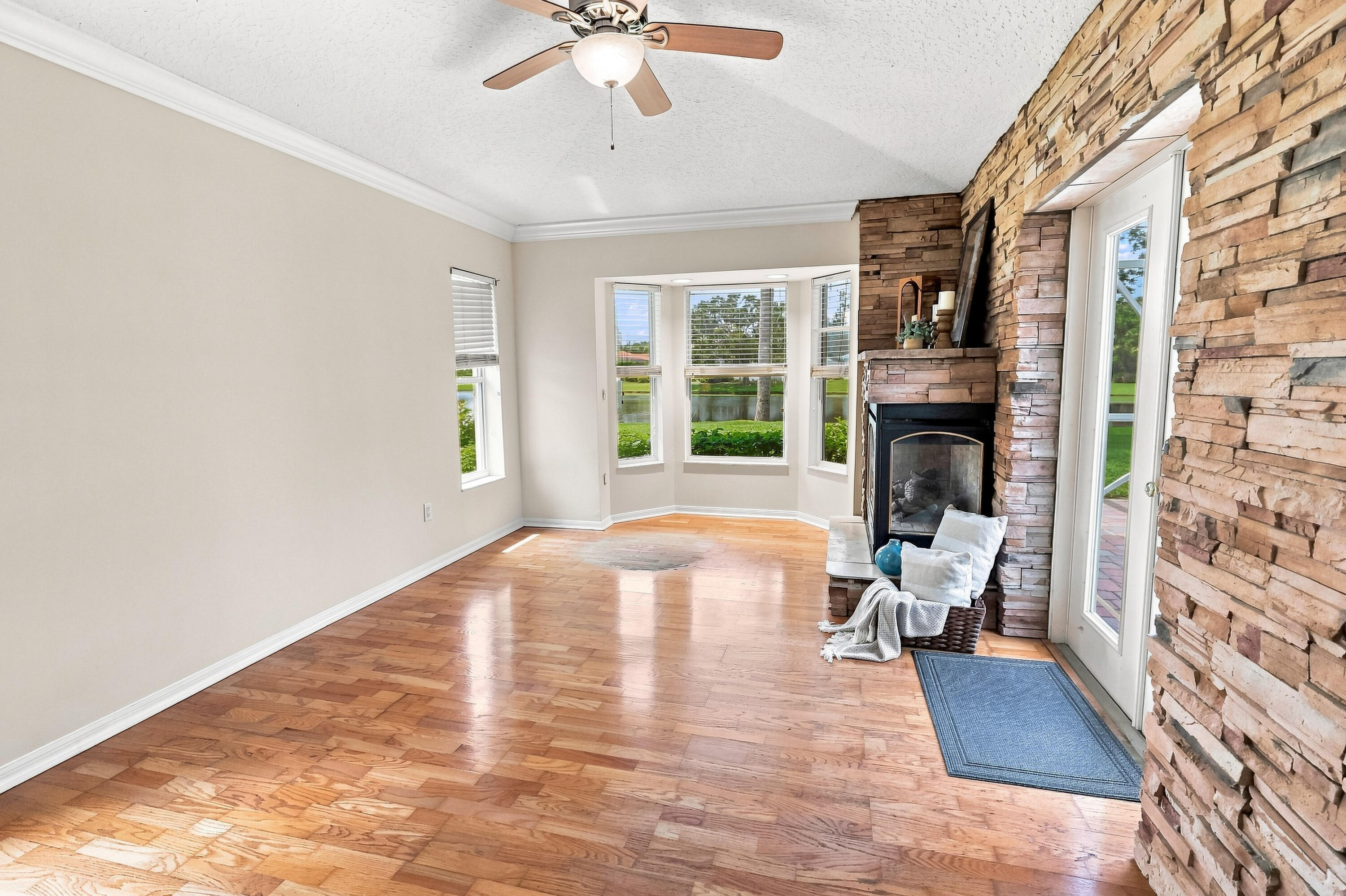 240 53rd Circle Property Photo 30