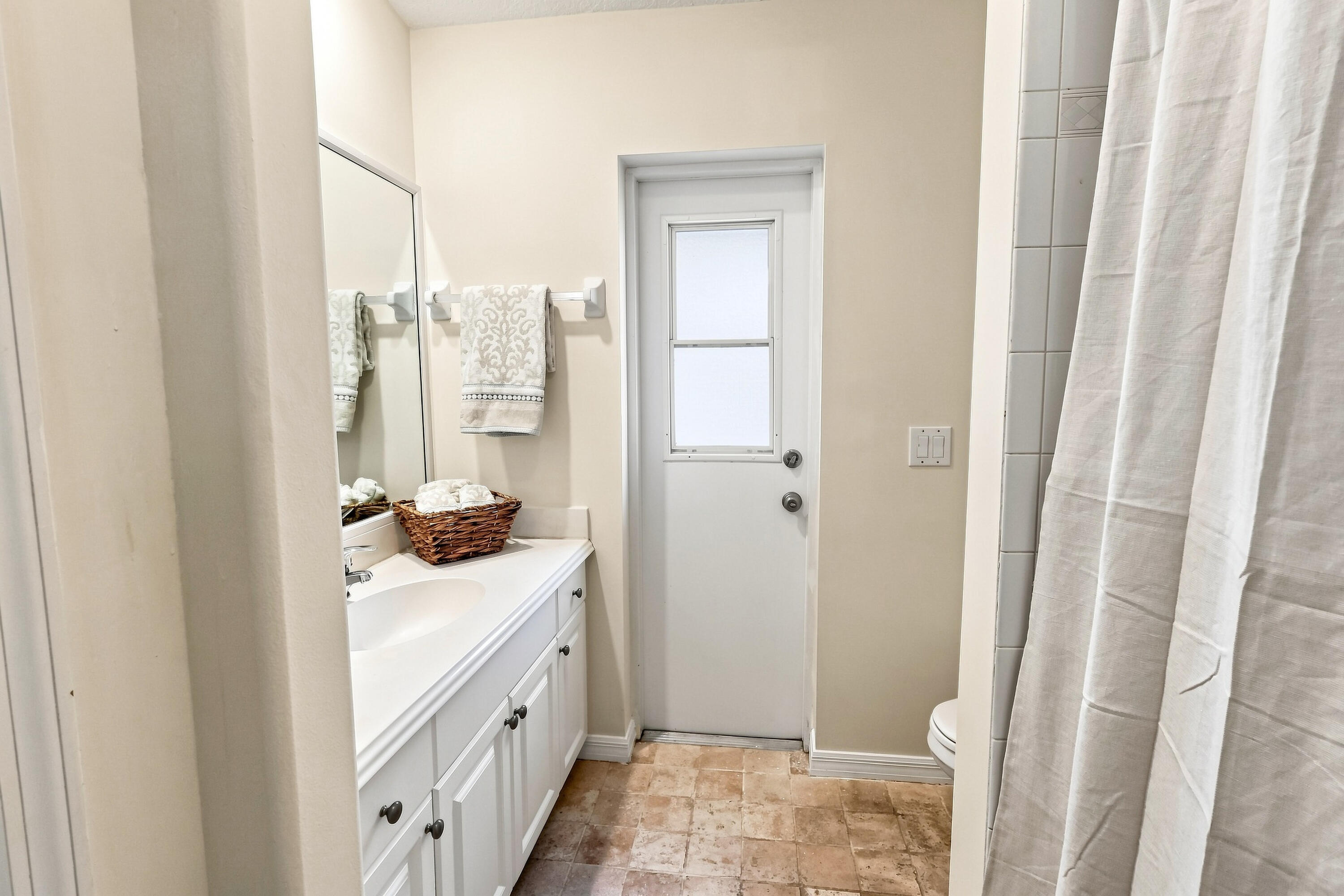 240 53rd Circle Property Photo 34