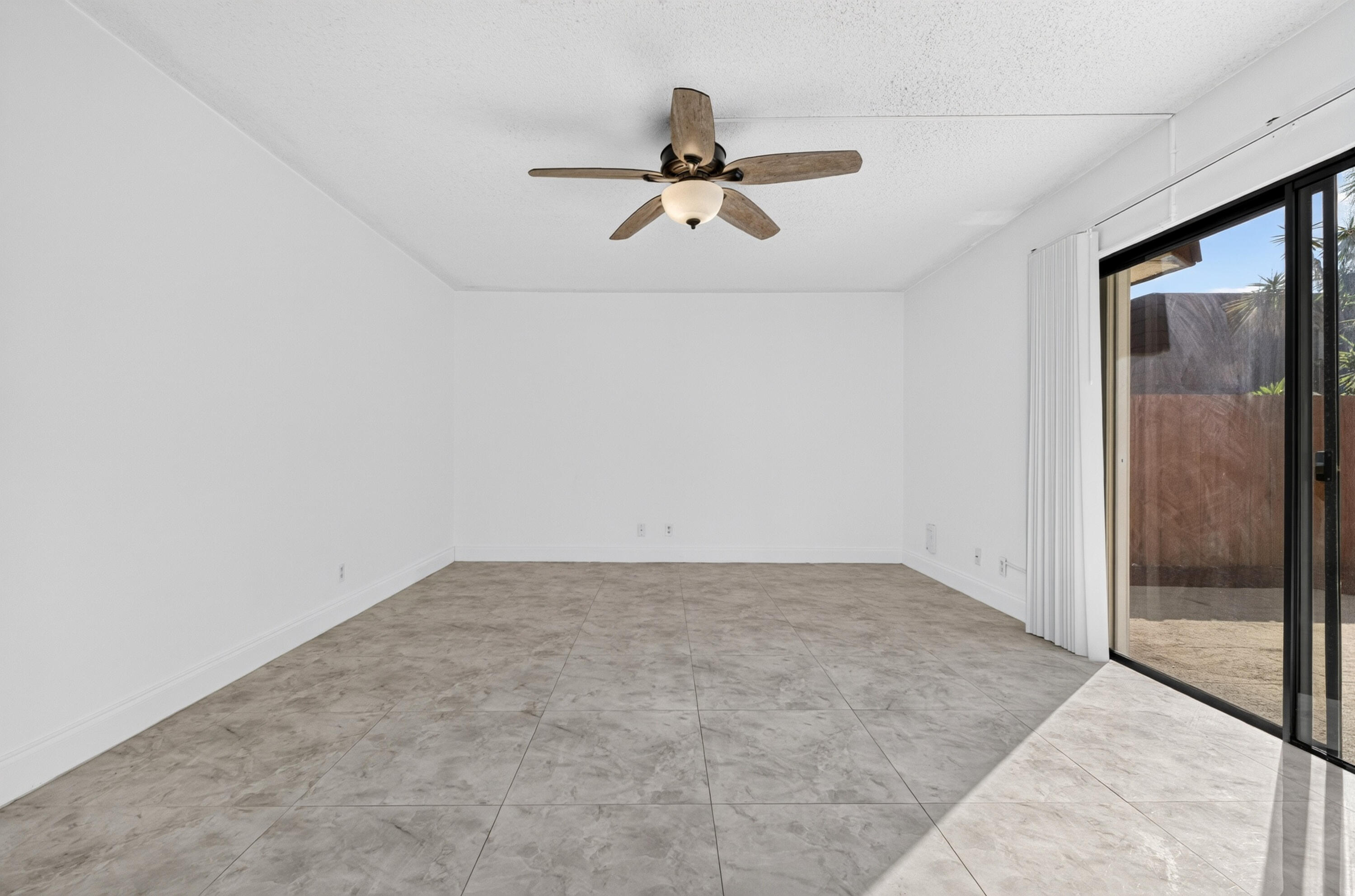 3003 San Clara Drive 3-c Property Photo 5