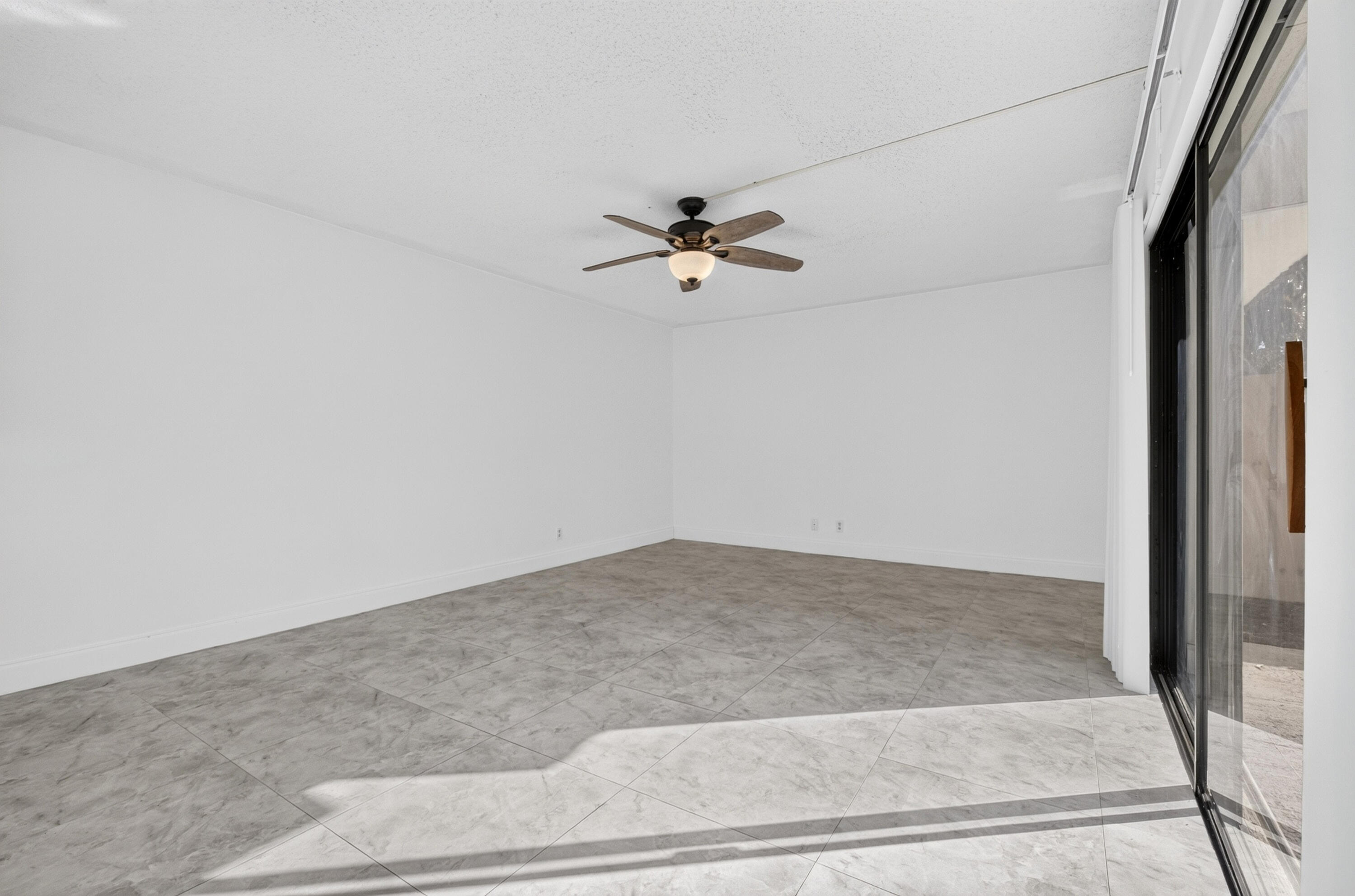 3003 San Clara Drive 3-c Property Photo 6