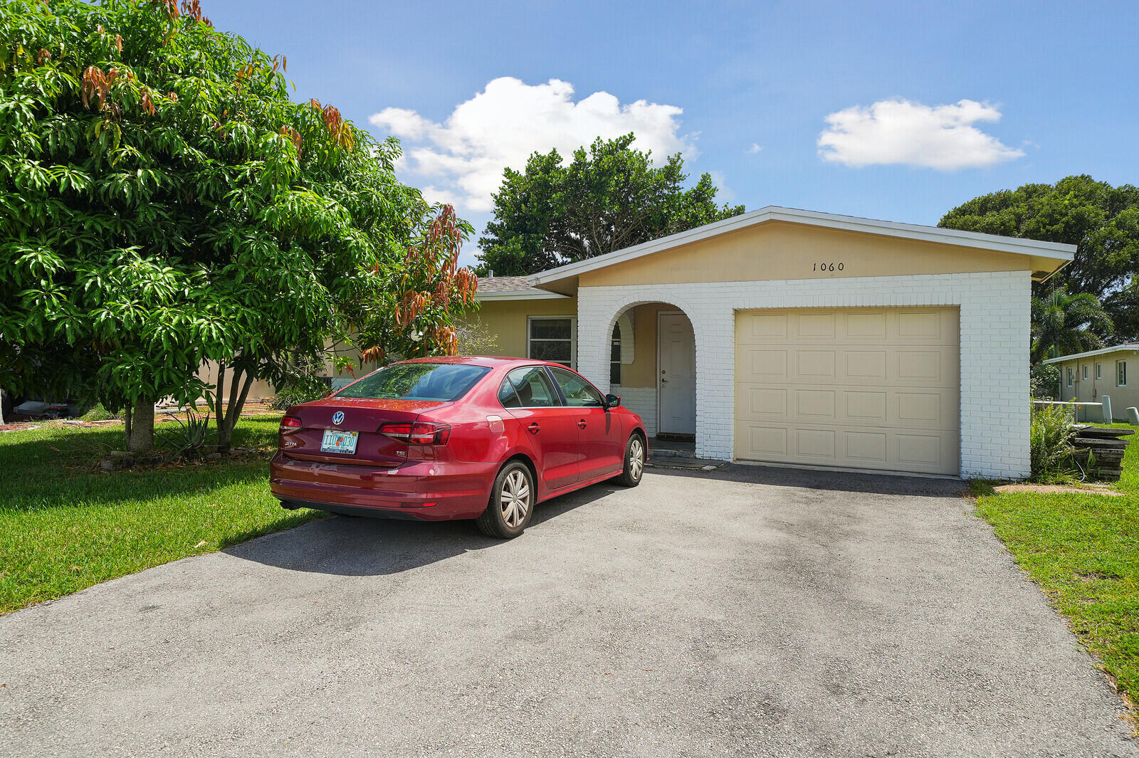 1060 Nw 49th Court Property Photo 1