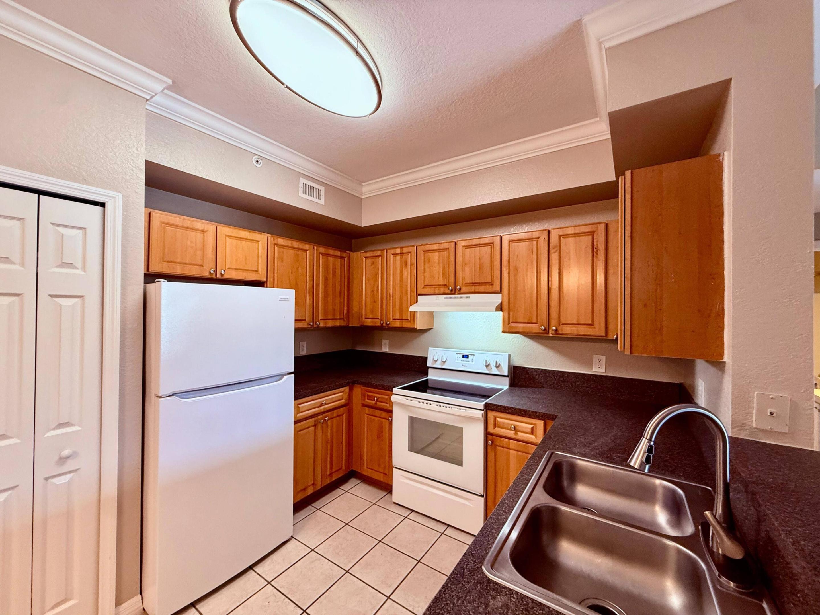15145 Michelangelo Boulevard 207 Property Photo 1