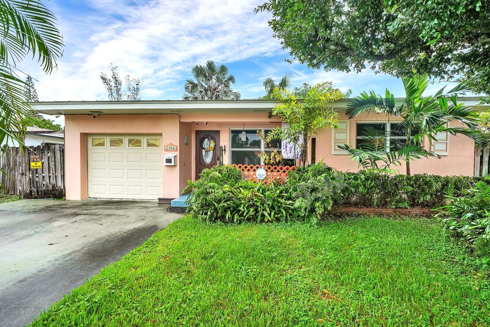1106 S F Street Property Photo 1