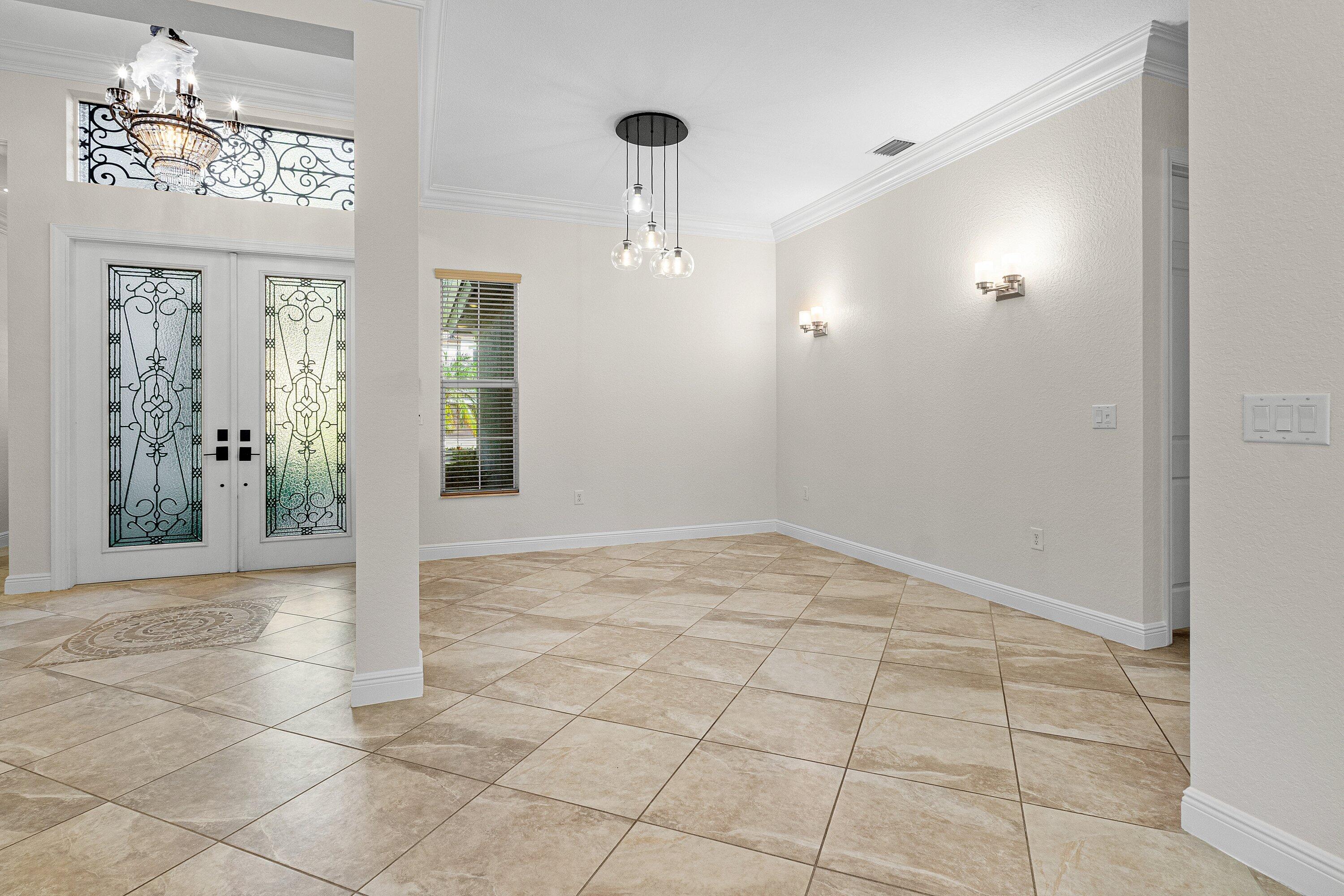 11939 Fox Hill Circle Property Photo 12