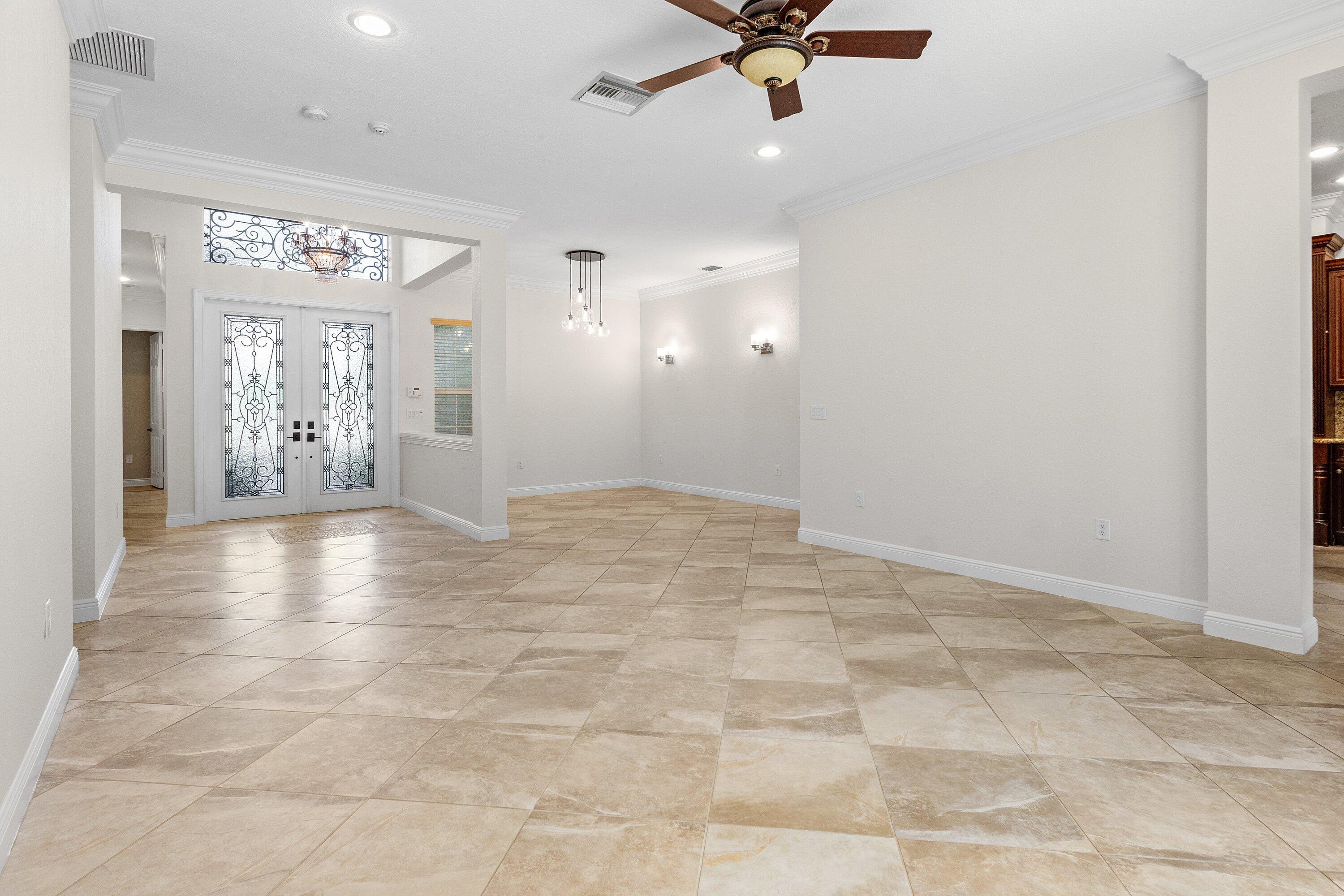 11939 Fox Hill Circle Property Photo 13