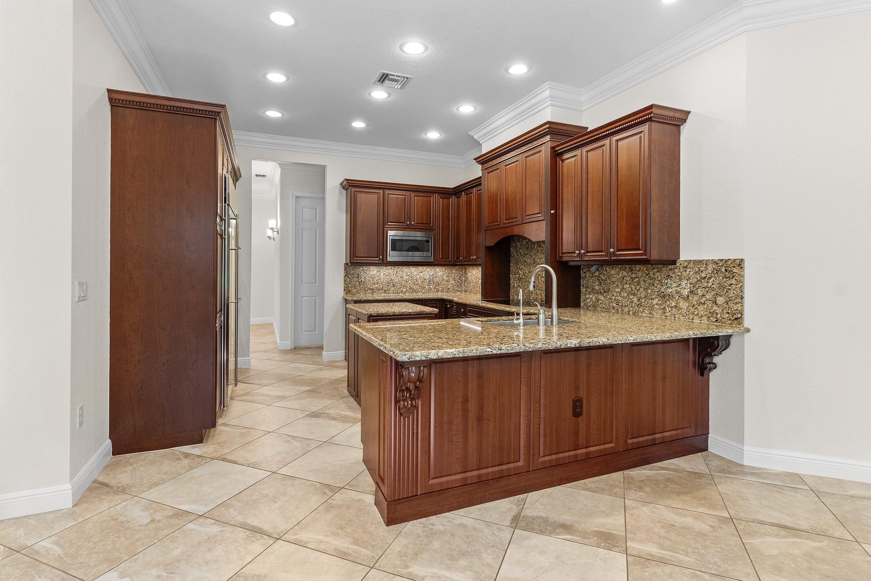 11939 Fox Hill Circle Property Photo 18
