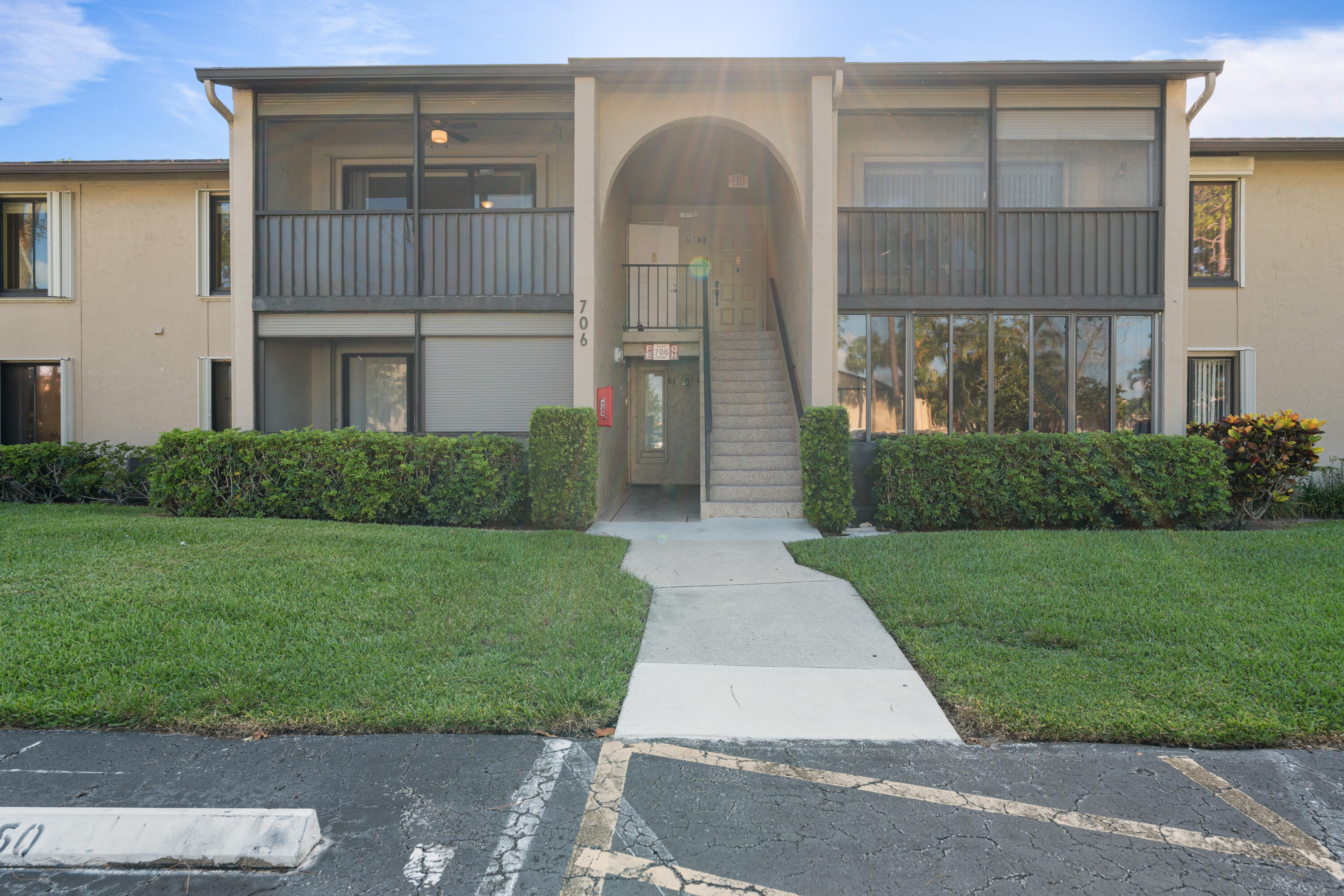 706 Sunny Pine Way E2 Property Photo 1