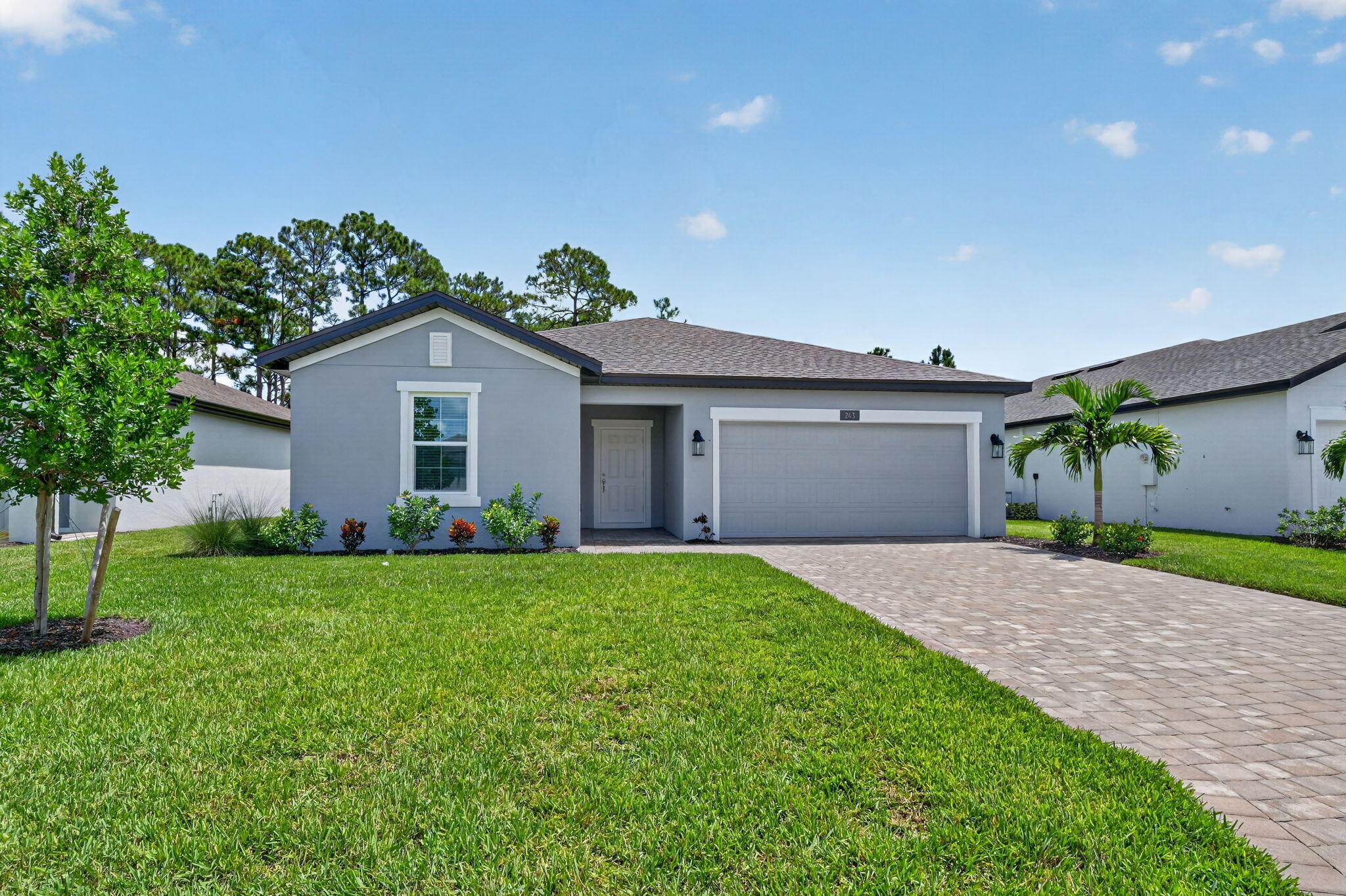 243 Lakeside Breeze Way Property Photo 2