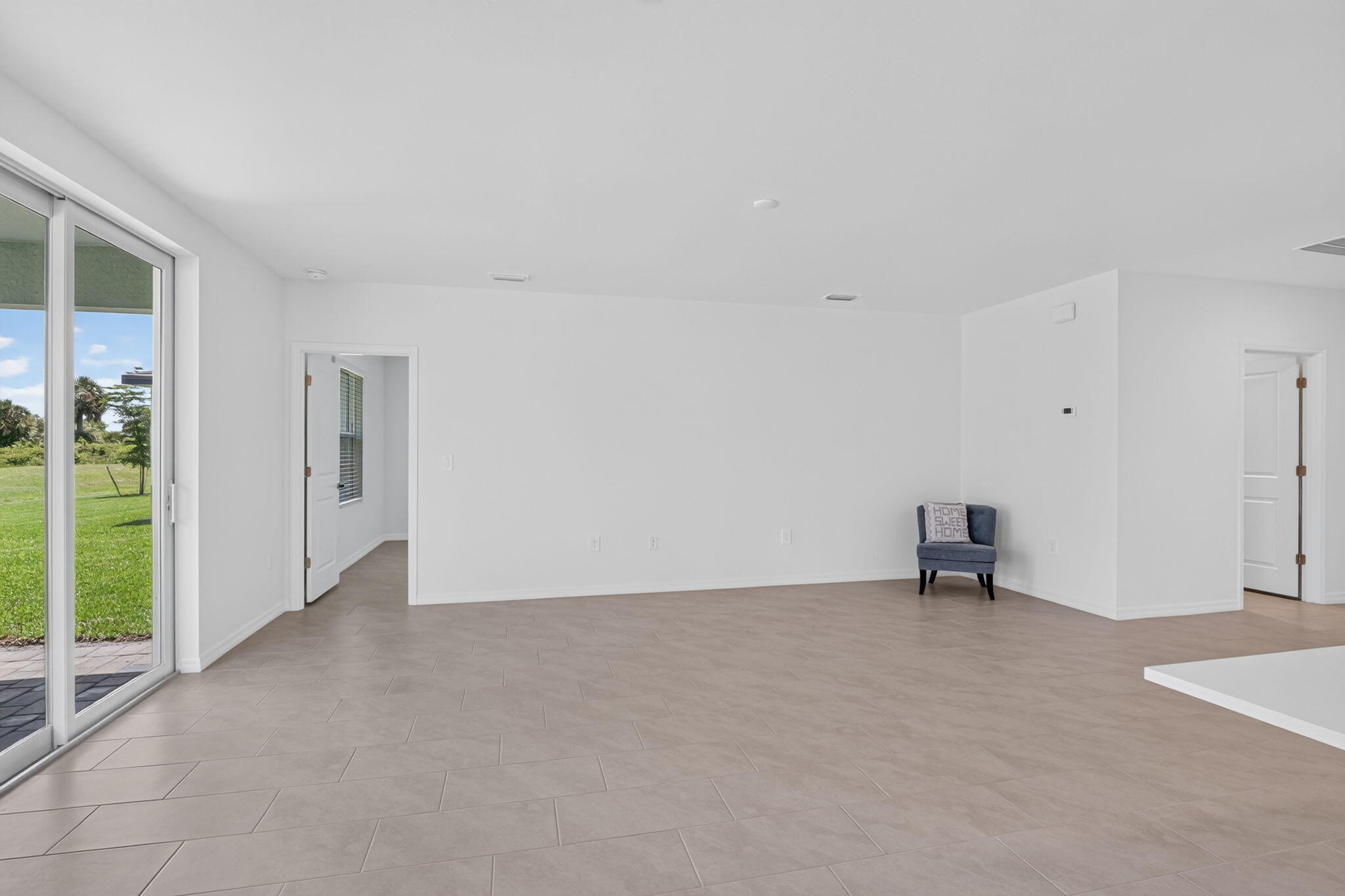 243 Lakeside Breeze Way Property Photo 10