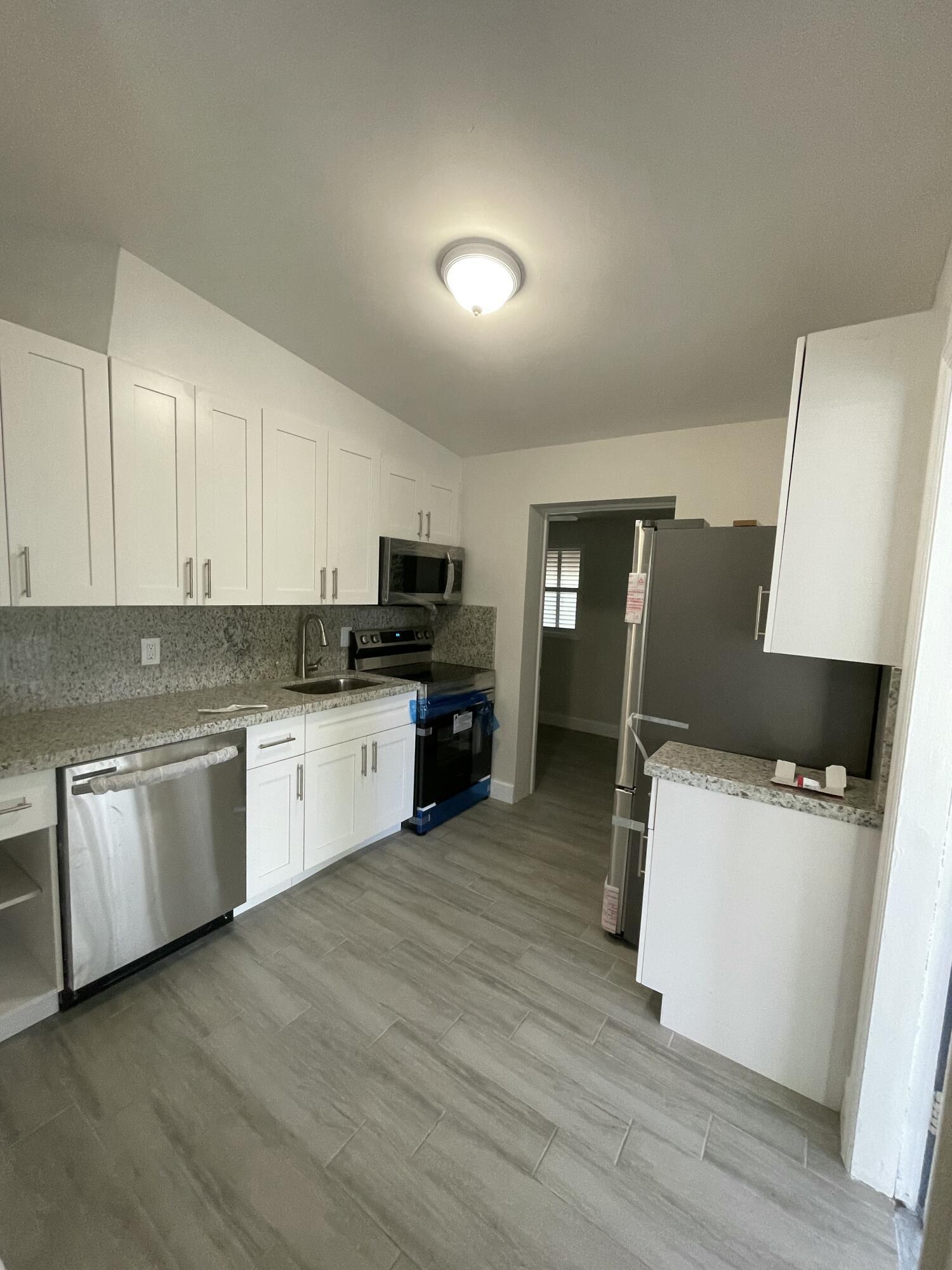 312 Ne 8th Street Property Photo 2