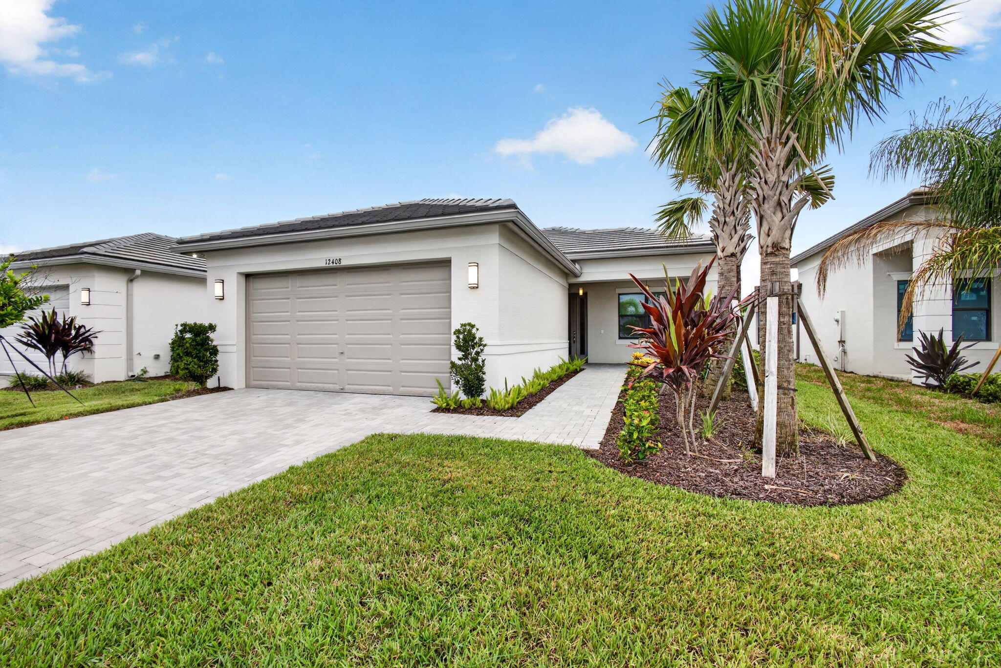 12408 Sw Briny Bay Drive Property Photo 1
