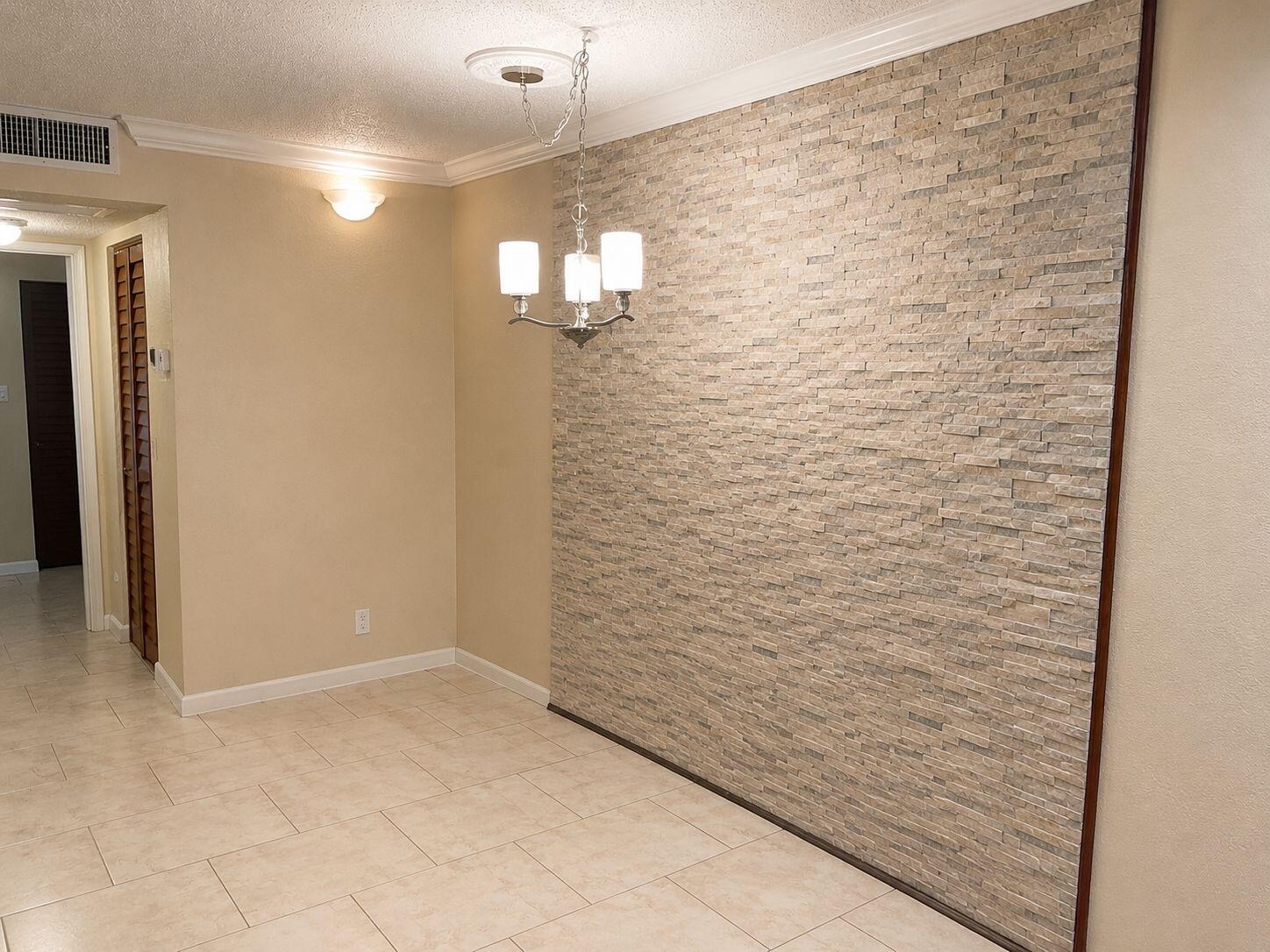 3100 Springdale Boulevard 308 Property Photo 3