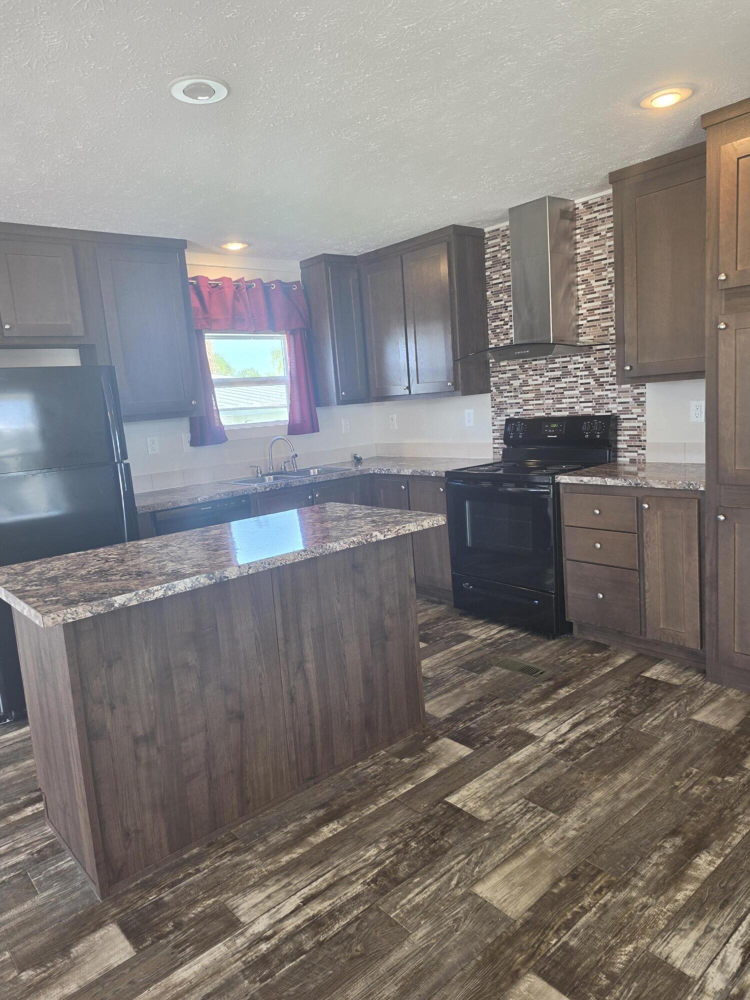 202 Flamingo Avenue Property Photo 10