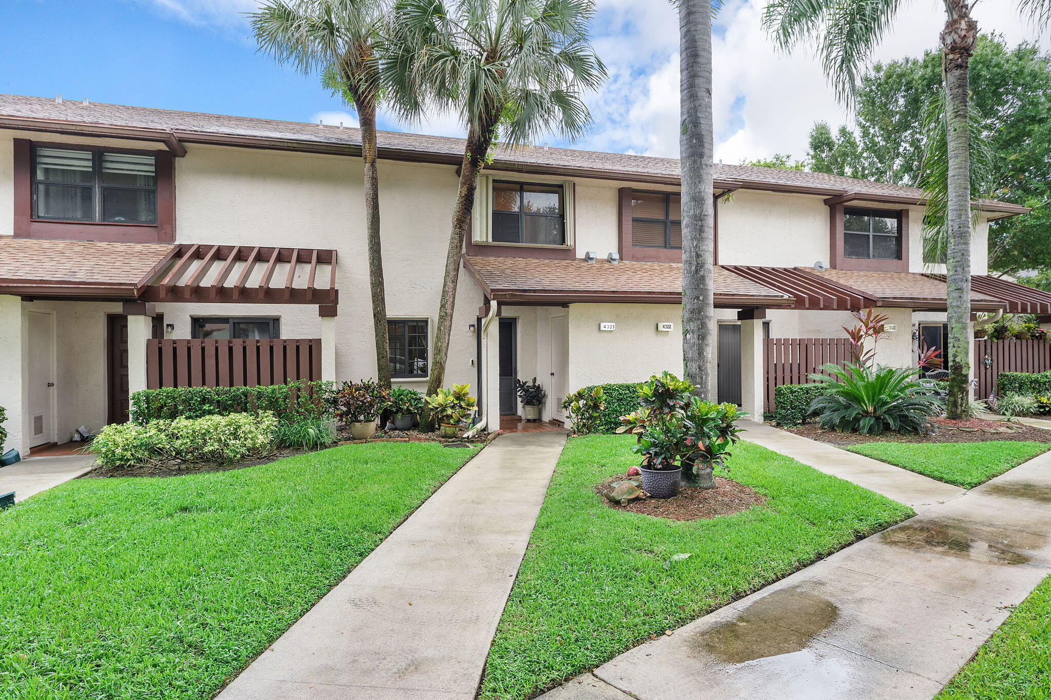 4321 Carambola Circle N 403-f Property Photo 1