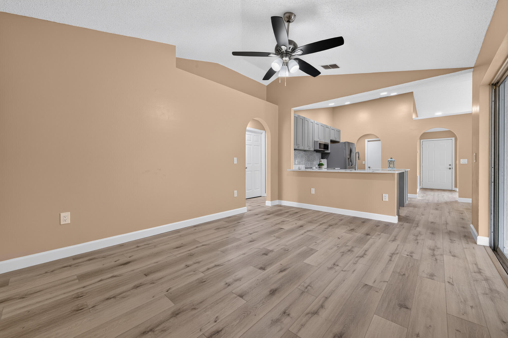 2062 Sw Janette Avenue Property Photo 14