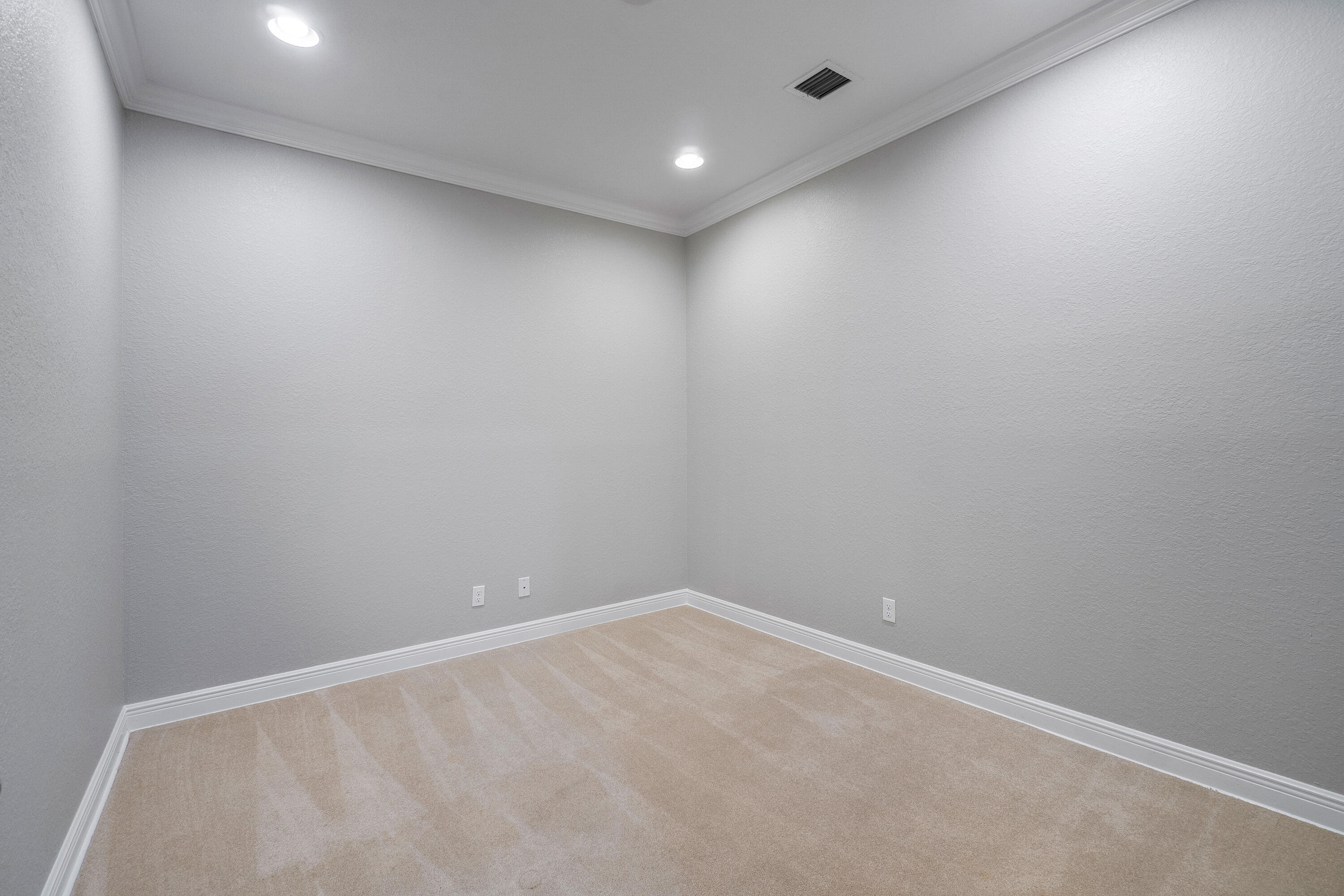 4612 Cadiz Circle Property Photo 12