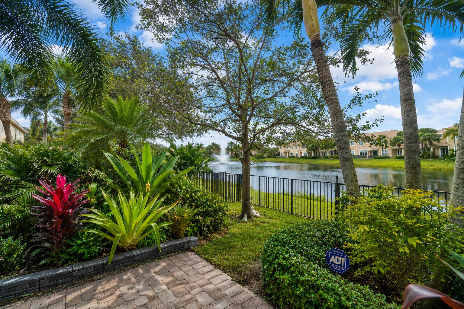 4612 Cadiz Circle Property Photo 30