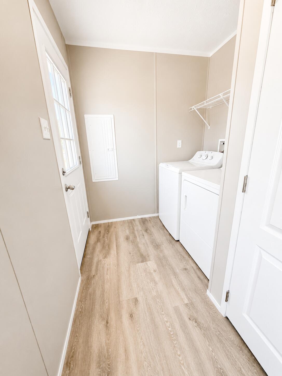 1121 Orange Loop Property Photo 24