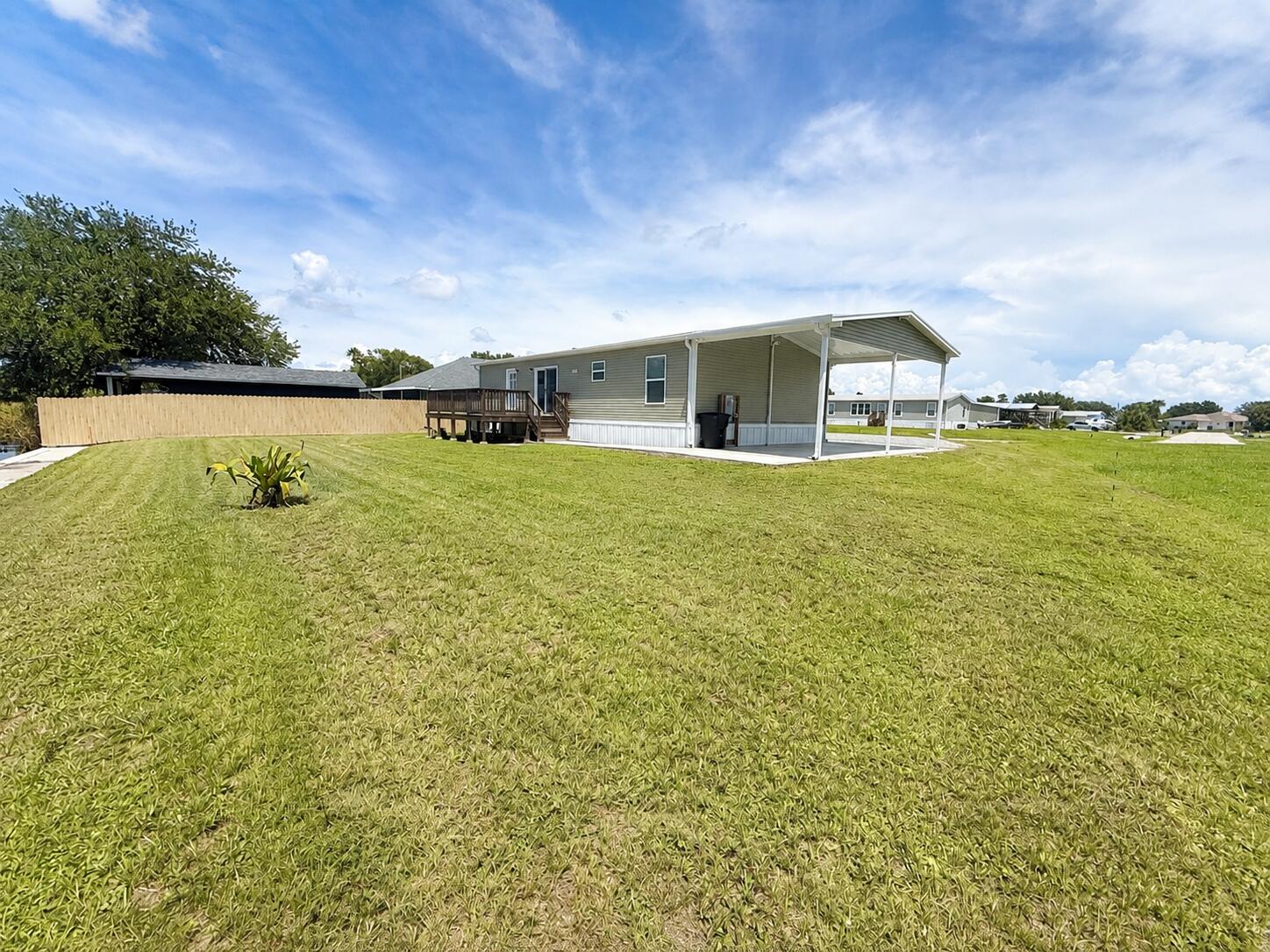 1121 Orange Loop Property Photo 30