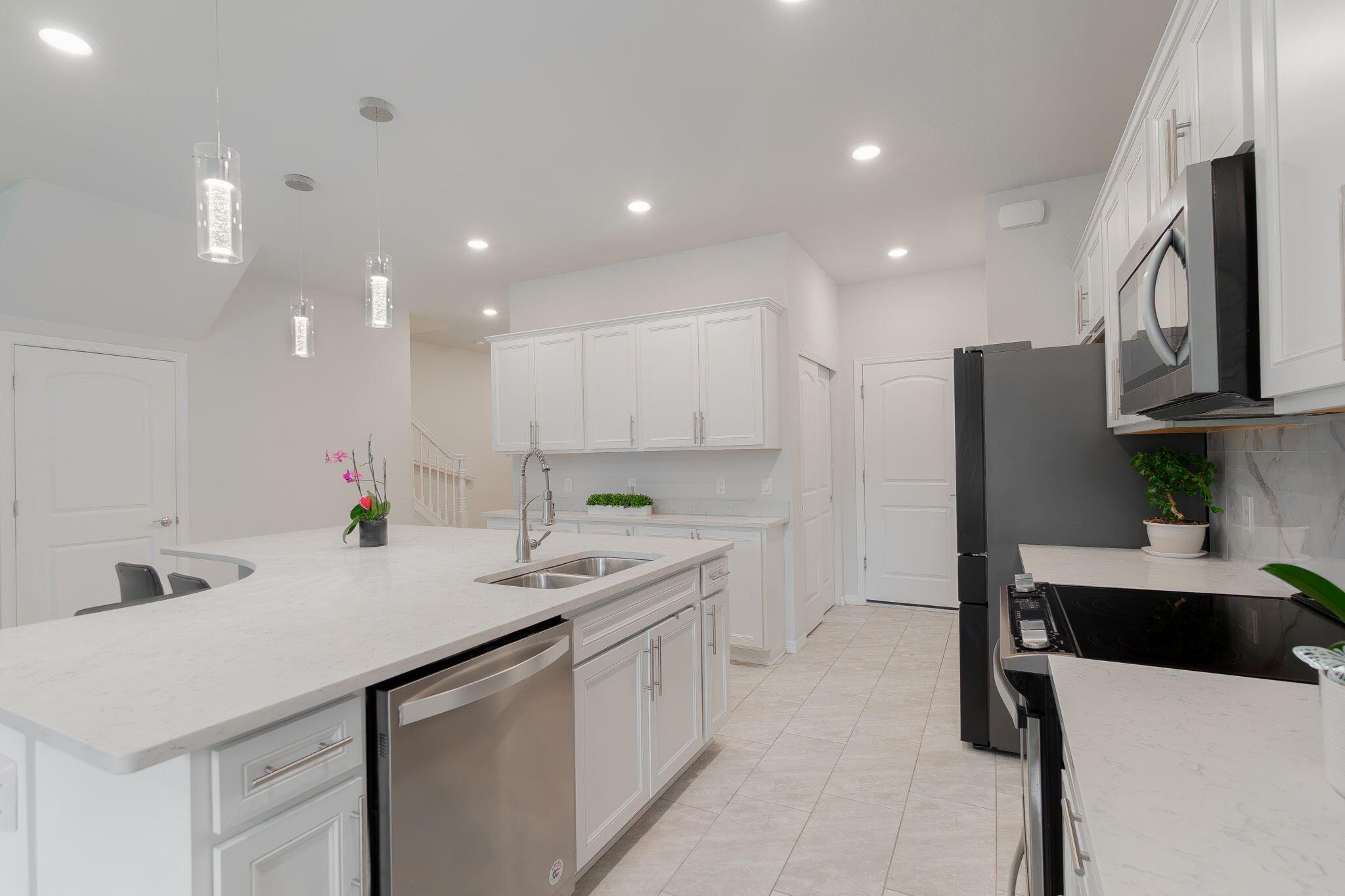 4802 Blistering Way Property Photo 4