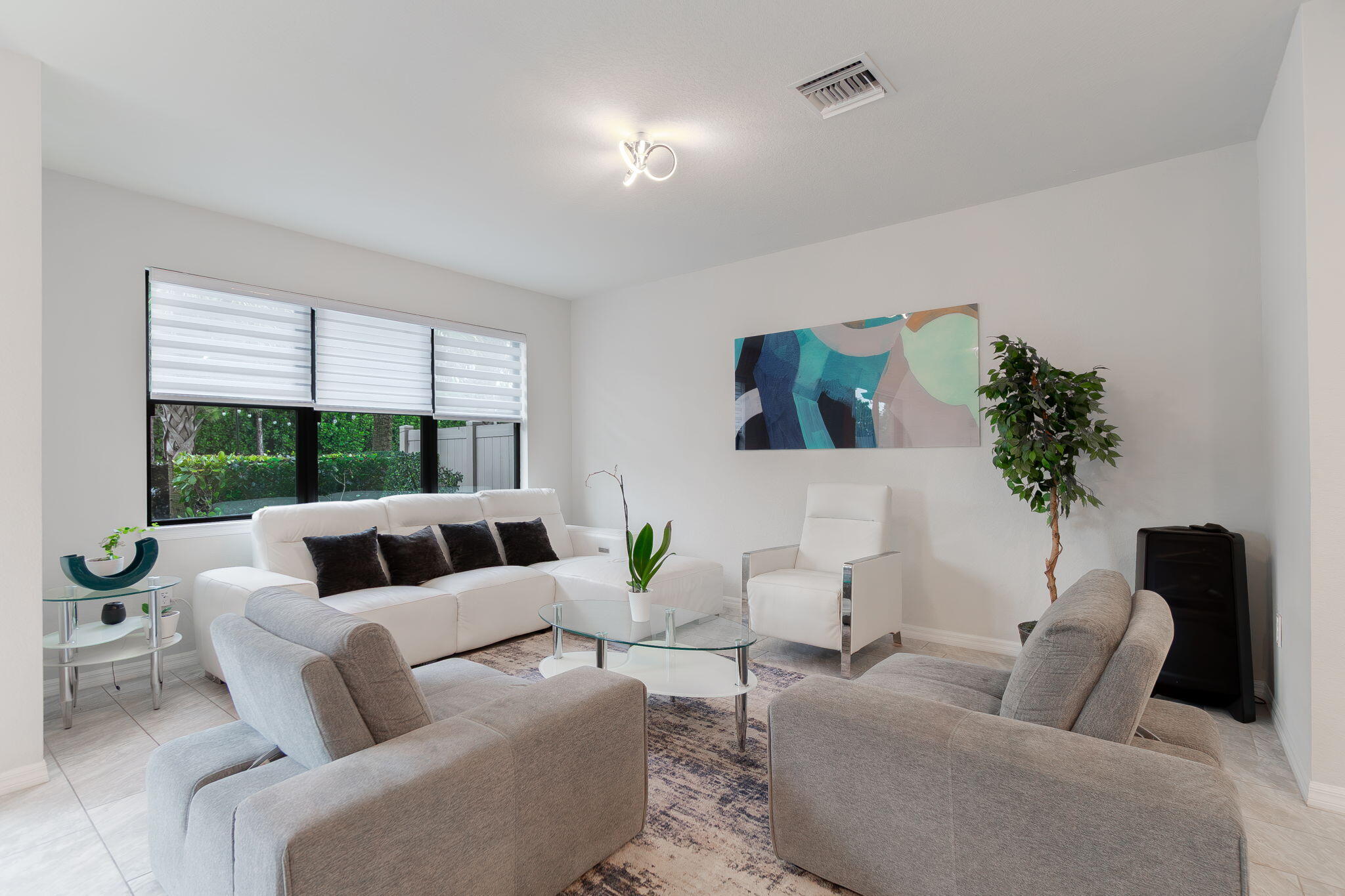 4802 Blistering Way Property Photo 7