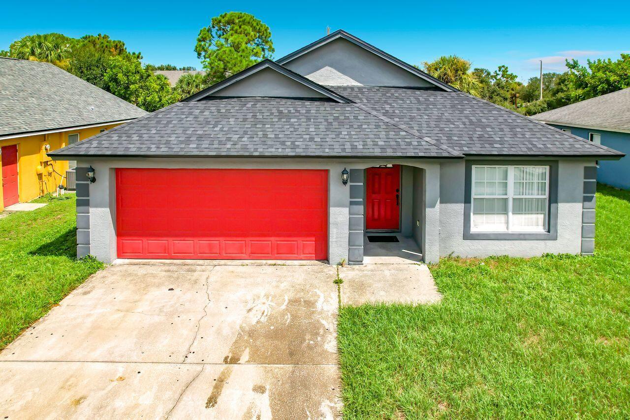 2914 ZORA NEAL Drive