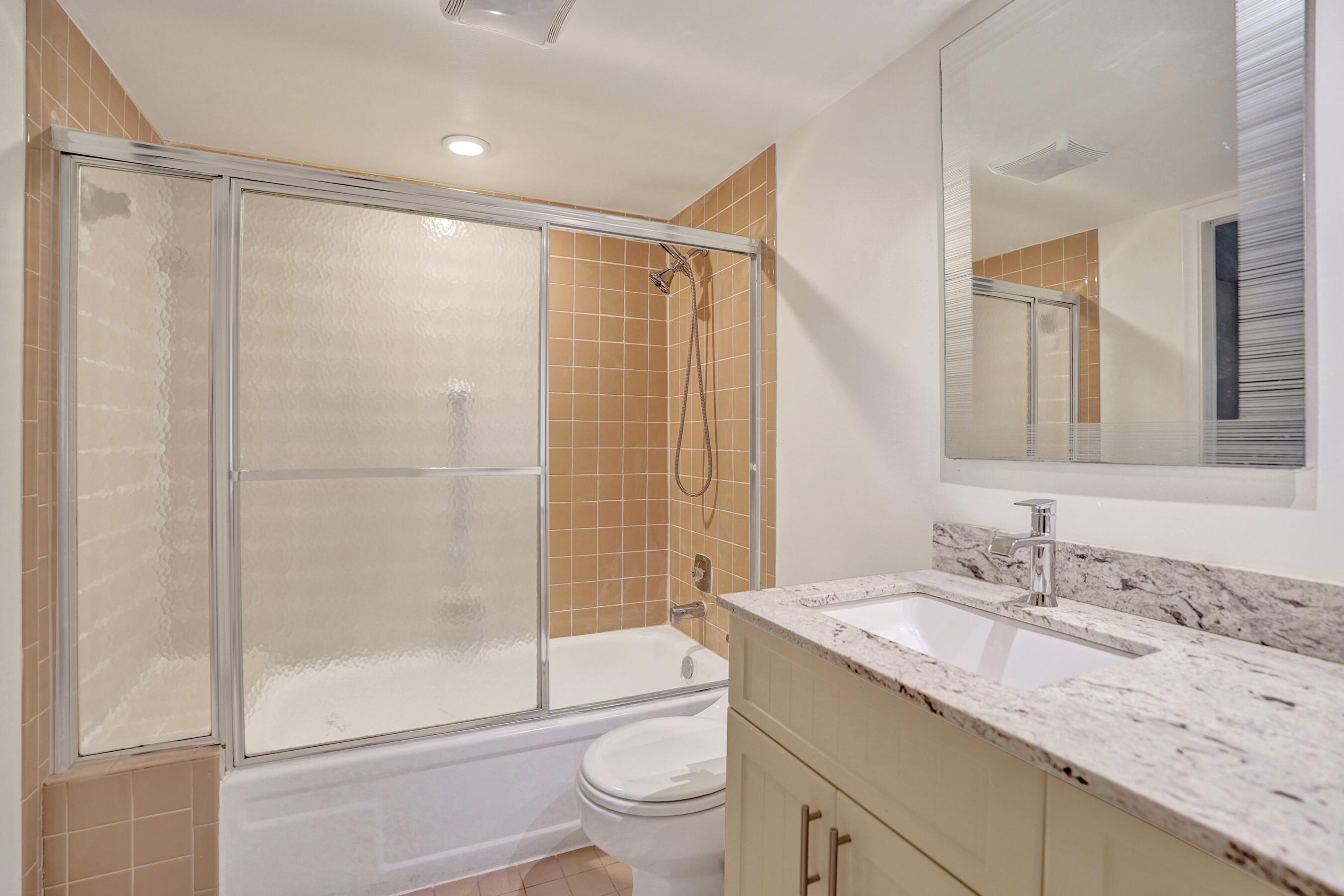 2003 Granada Drive K3 Property Photo 27