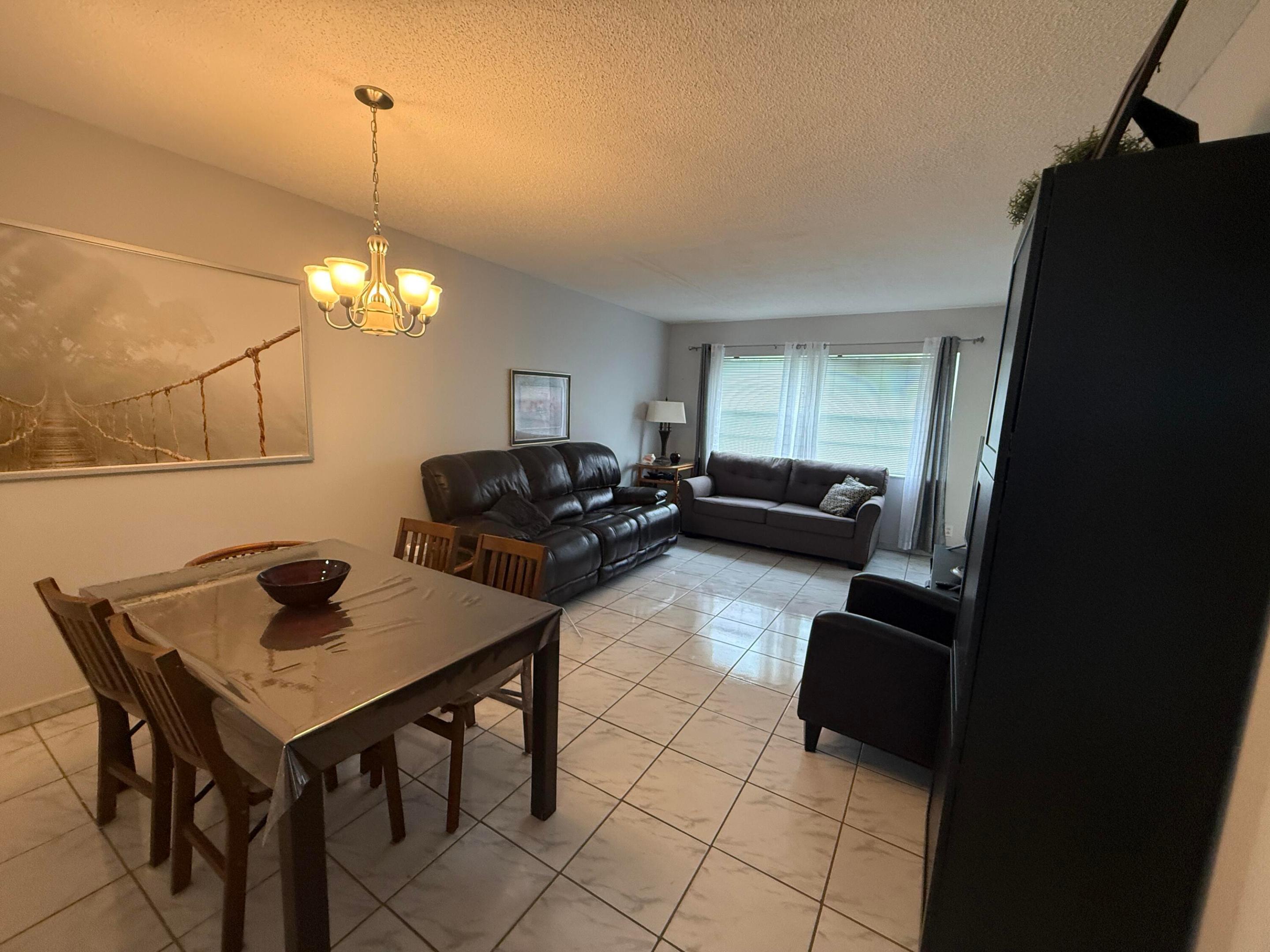 4411 Nw 16th Street F106 Property Photo 9