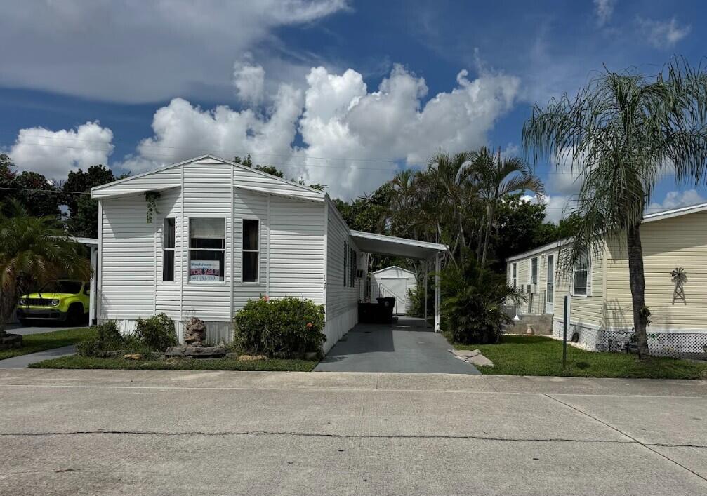 104 Plantation Boulevard 104 Property Photo 1