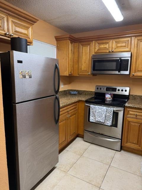 1480 Windorah Way B Property Photo 4
