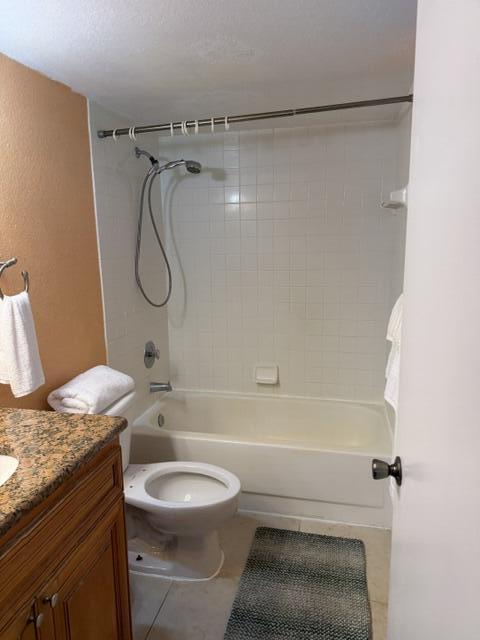 1480 Windorah Way B Property Photo 14