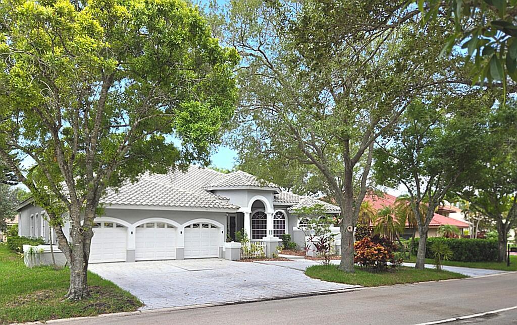 1811 Eagle Trace Boulevard W Property Photo 28