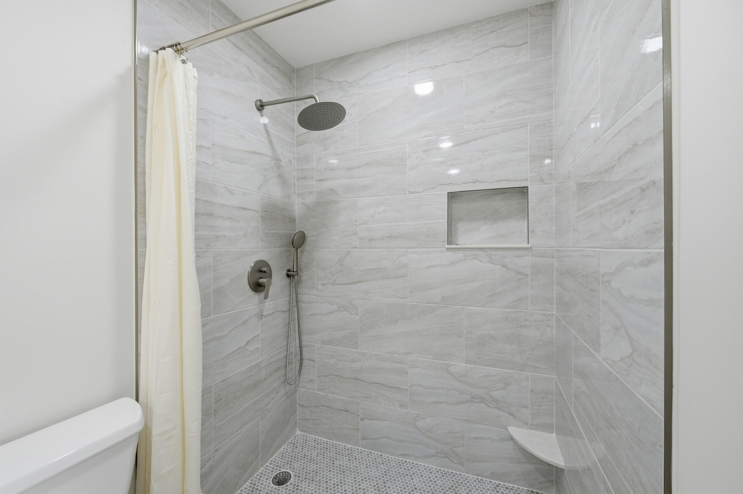 670 Monaco Court N Property Photo 19