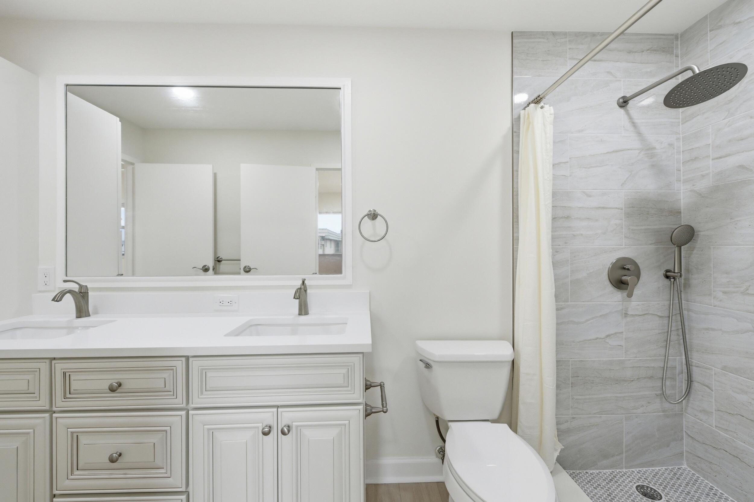 670 Monaco Court N Property Photo 20