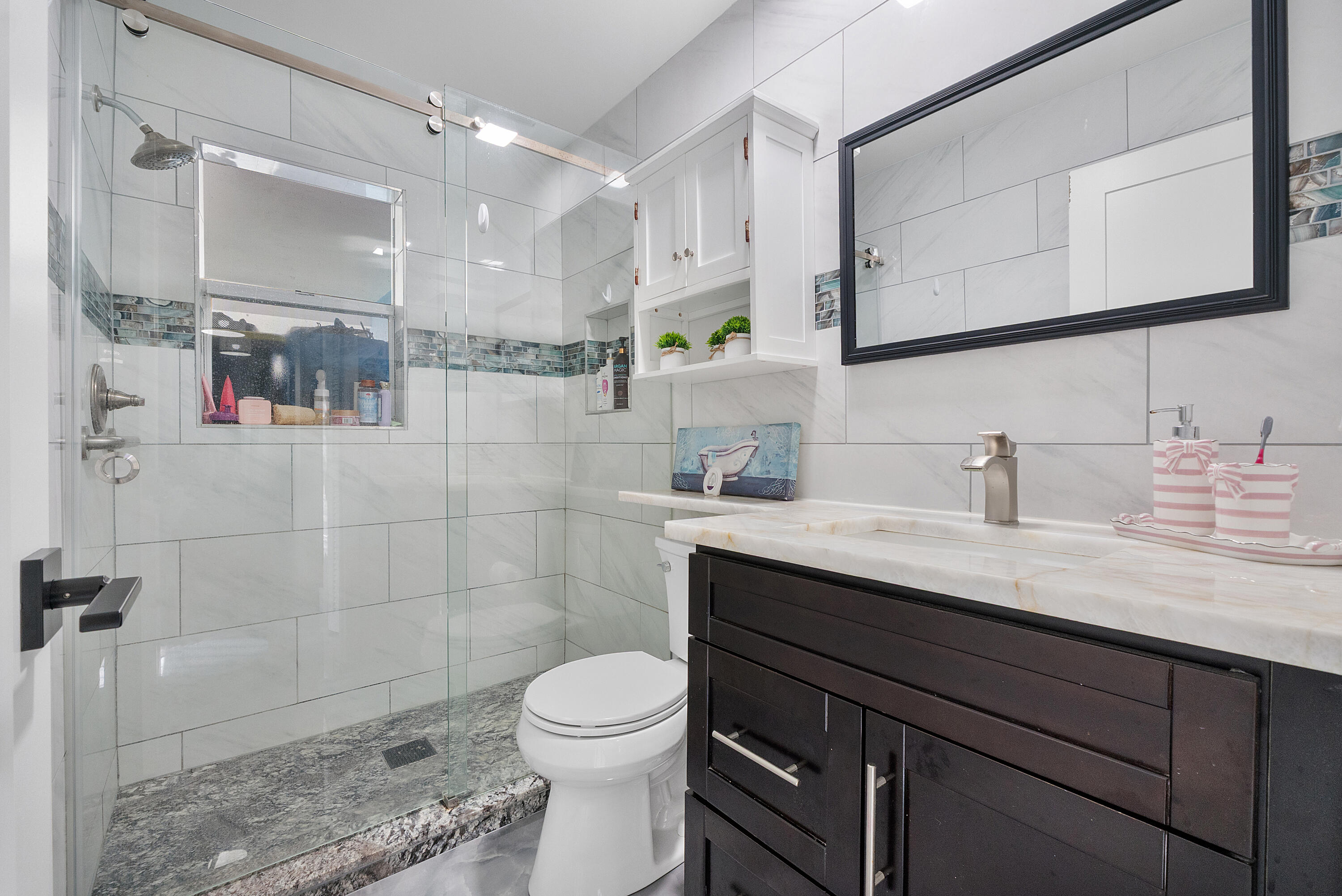 545 S Lake Drive Property Photo 8