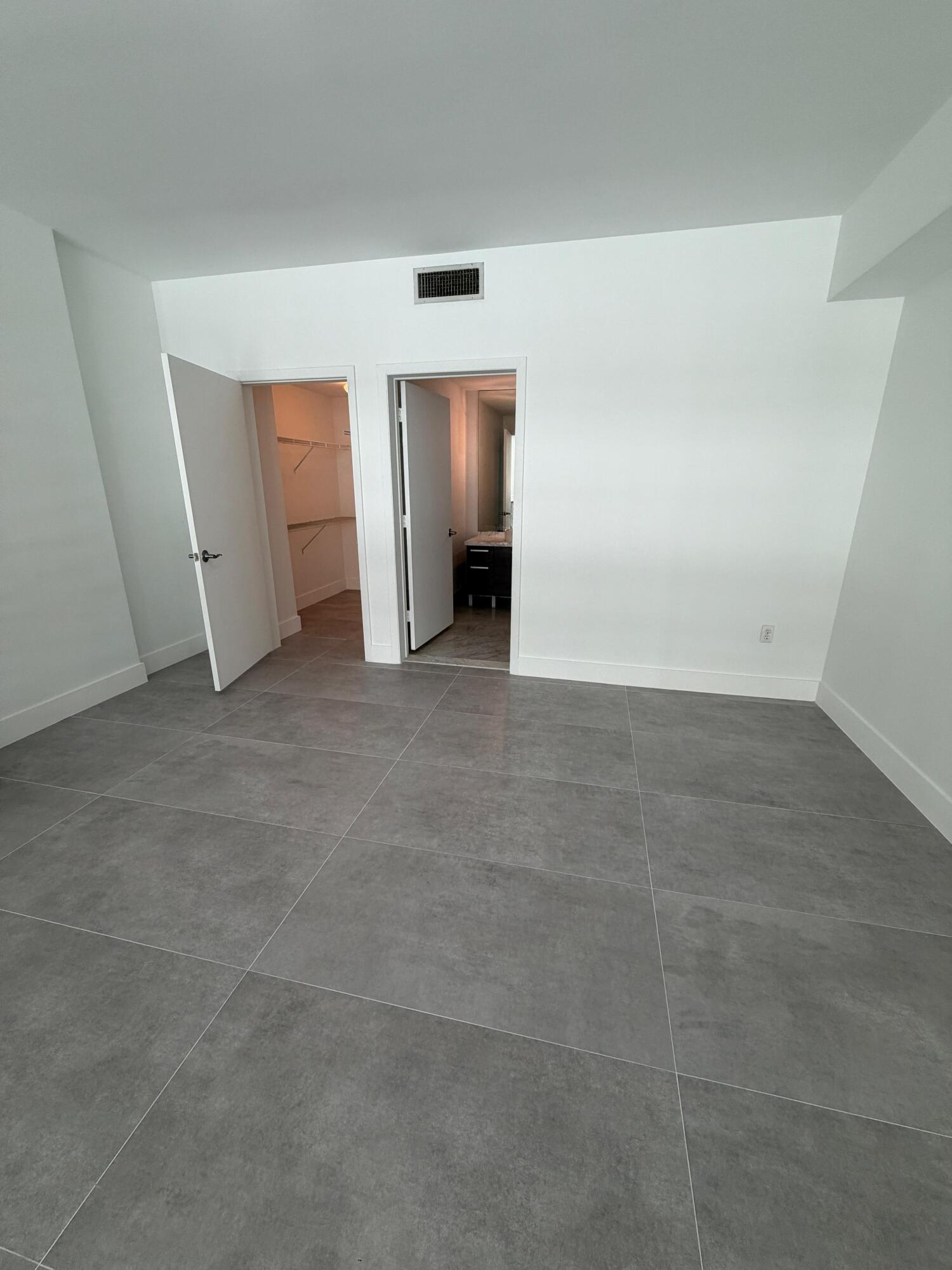 244 Biscayne Boulevard 645 Property Photo 13