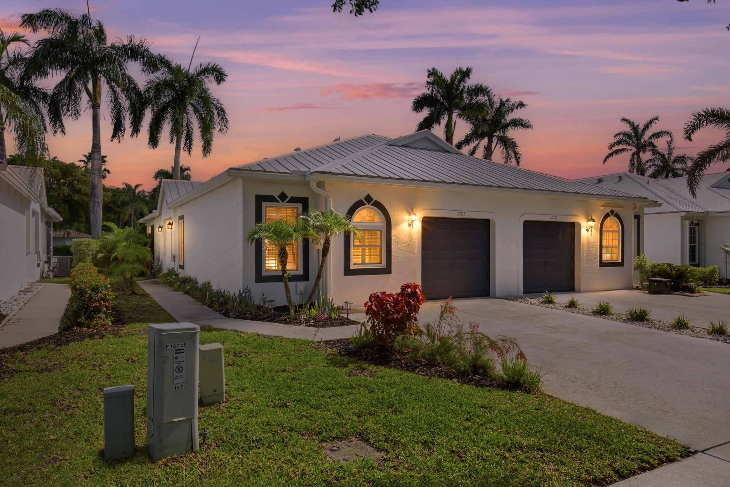 10725 Pelican Drive Property Photo 1
