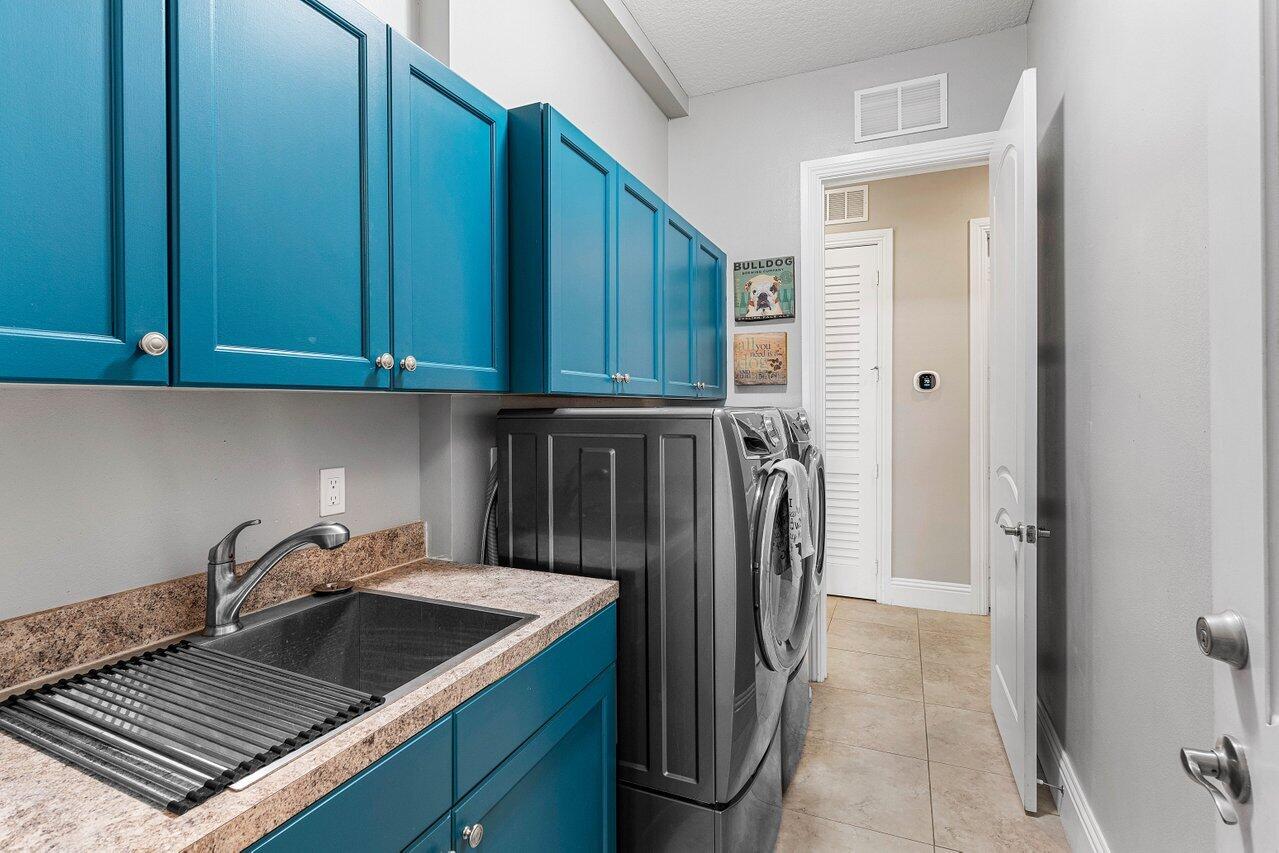 183 Calmo Circle Property Photo 32