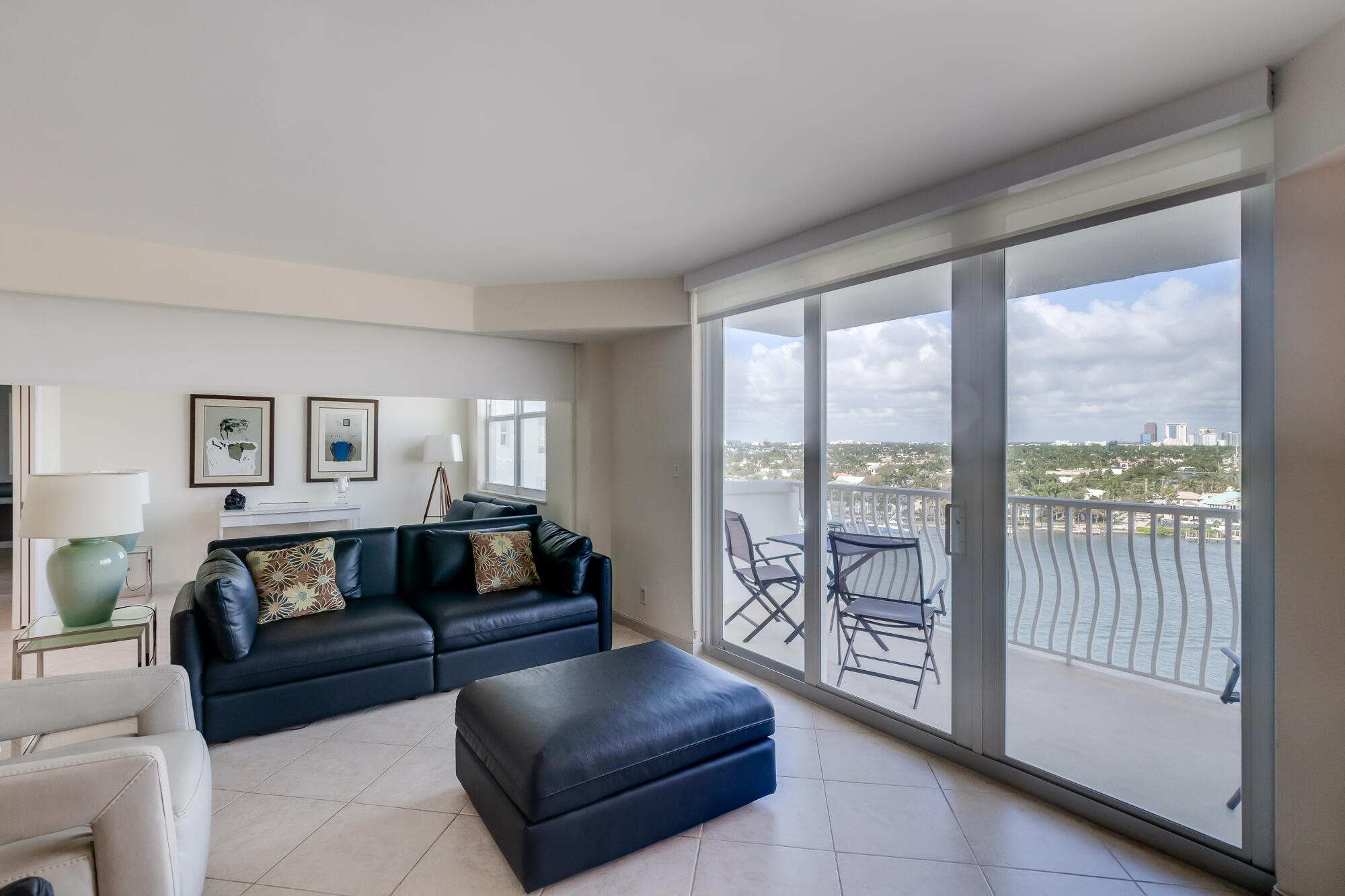 1 Las Olas Circle 1105 Property Photo 13
