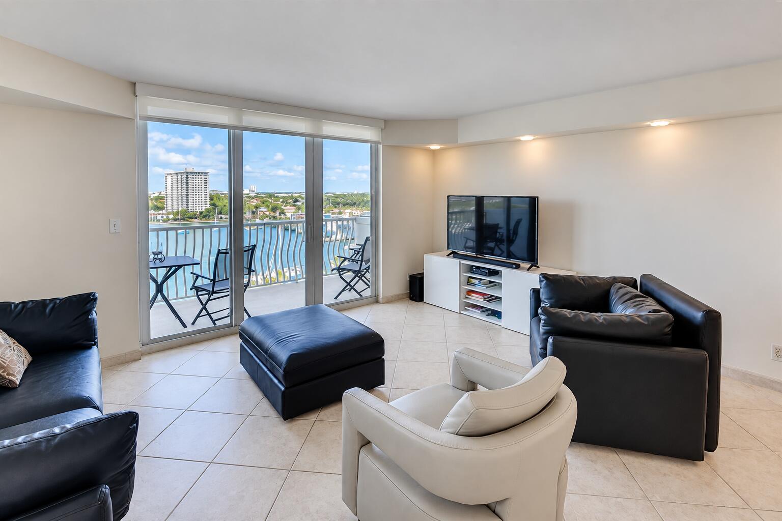 1 Las Olas Circle 1105 Property Photo 13