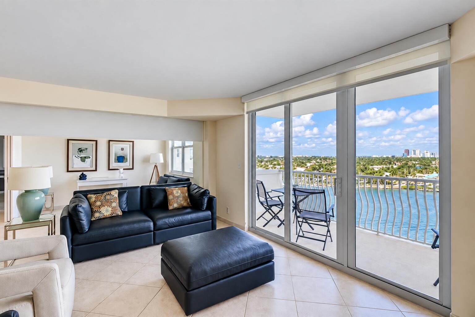 1 Las Olas Circle 1105 Property Photo 14
