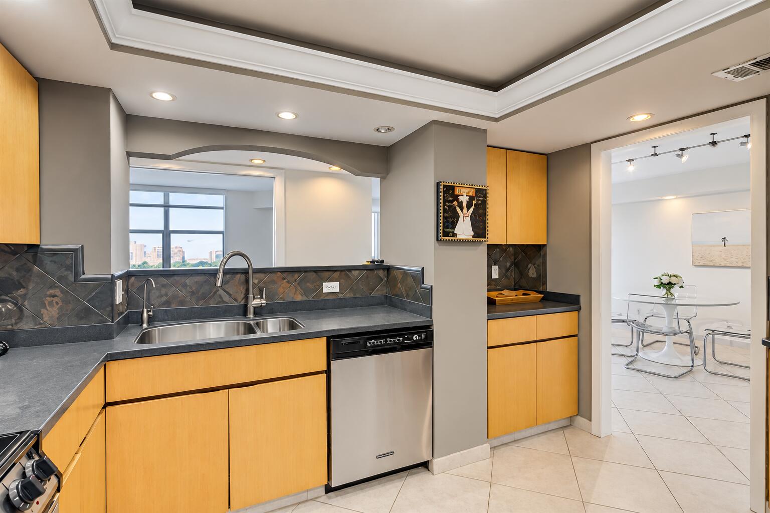 1 Las Olas Circle 1105 Property Photo 19
