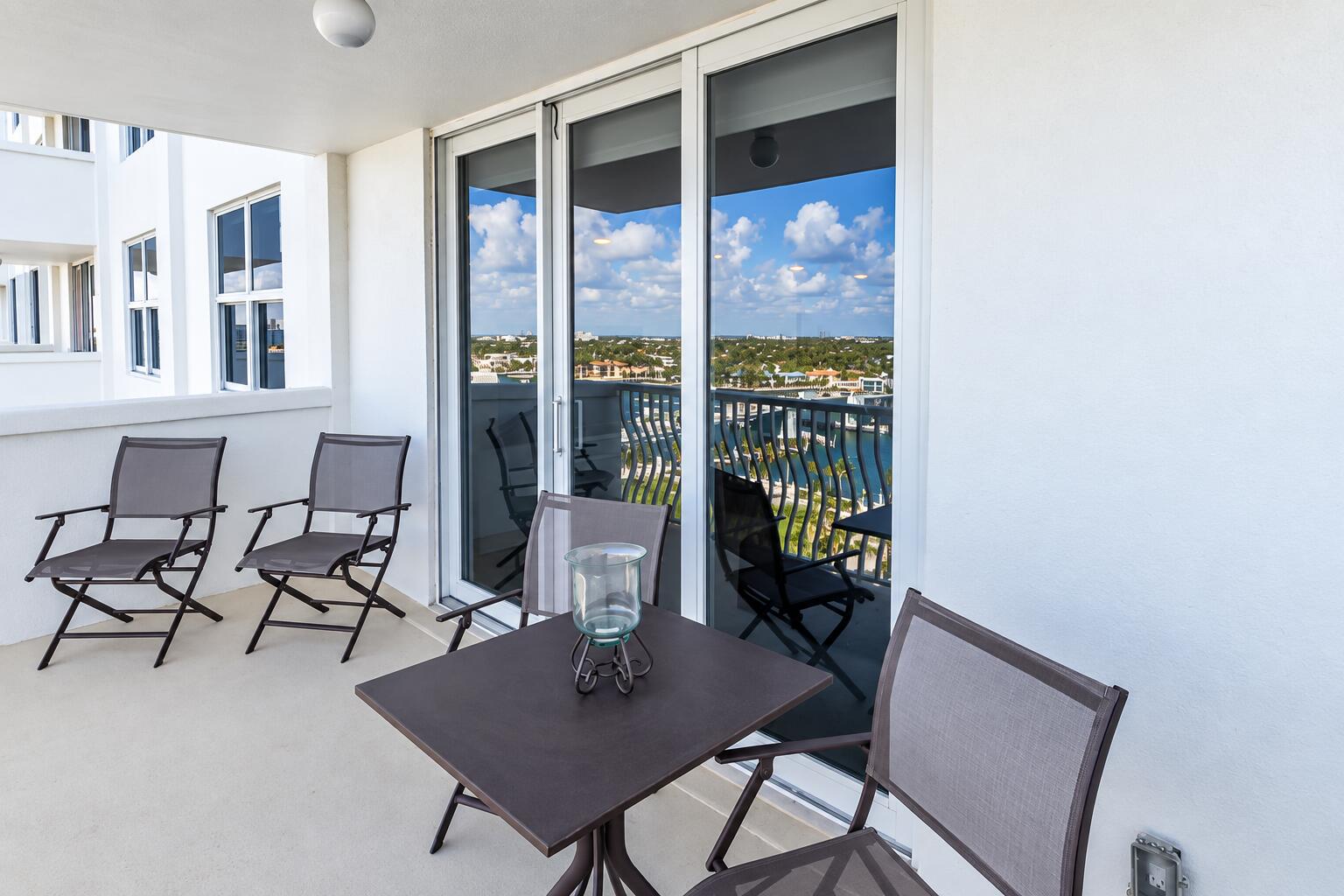 1 Las Olas Circle 1105 Property Photo 27