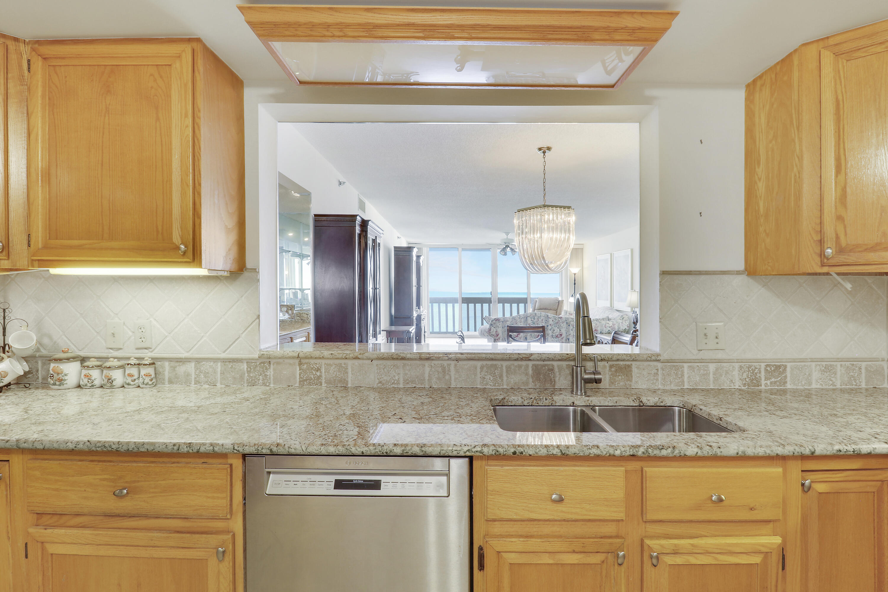 9960 S Ocean Drive 1802 Property Photo 7