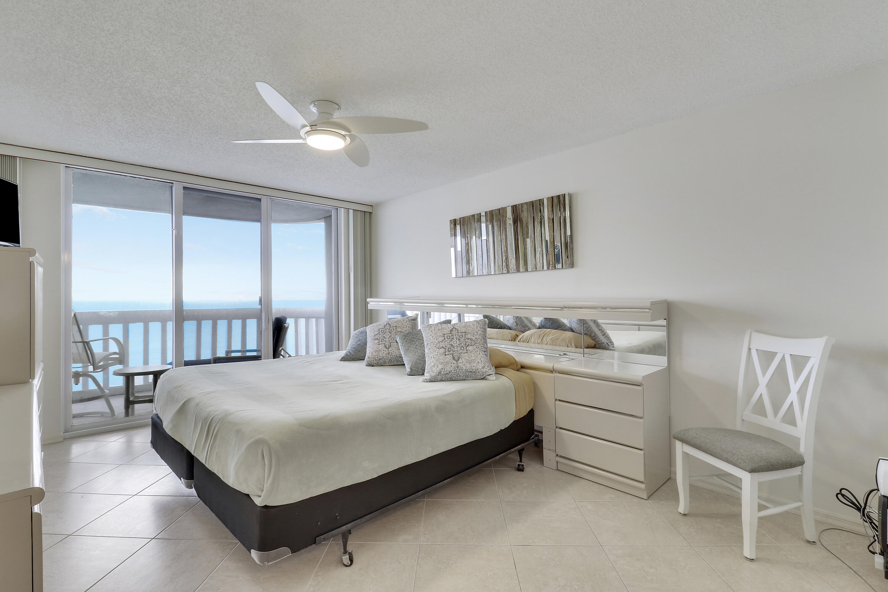 9960 S Ocean Drive 1802 Property Photo 24