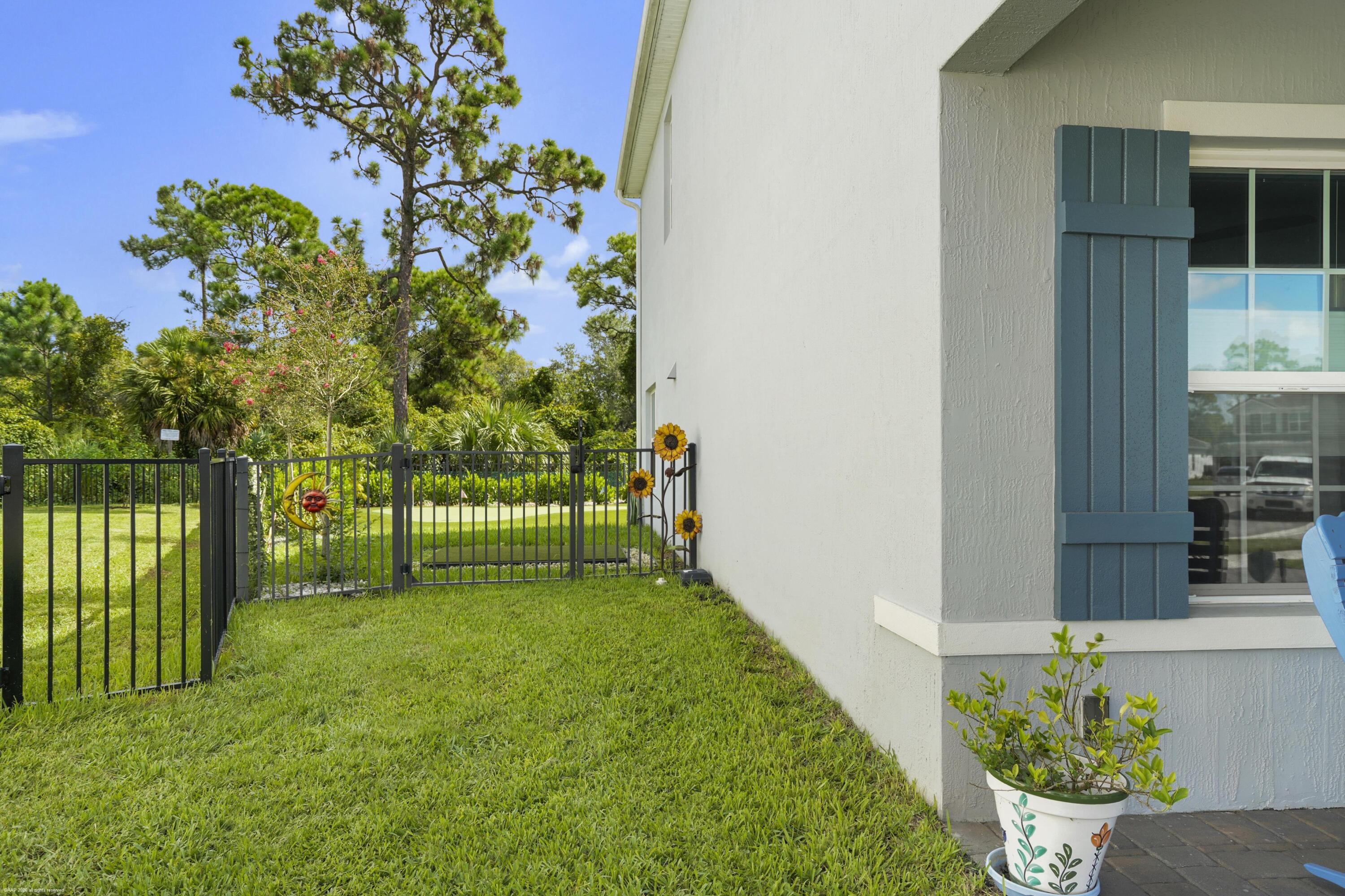 194 Sw Pomeroy Street Property Photo 45