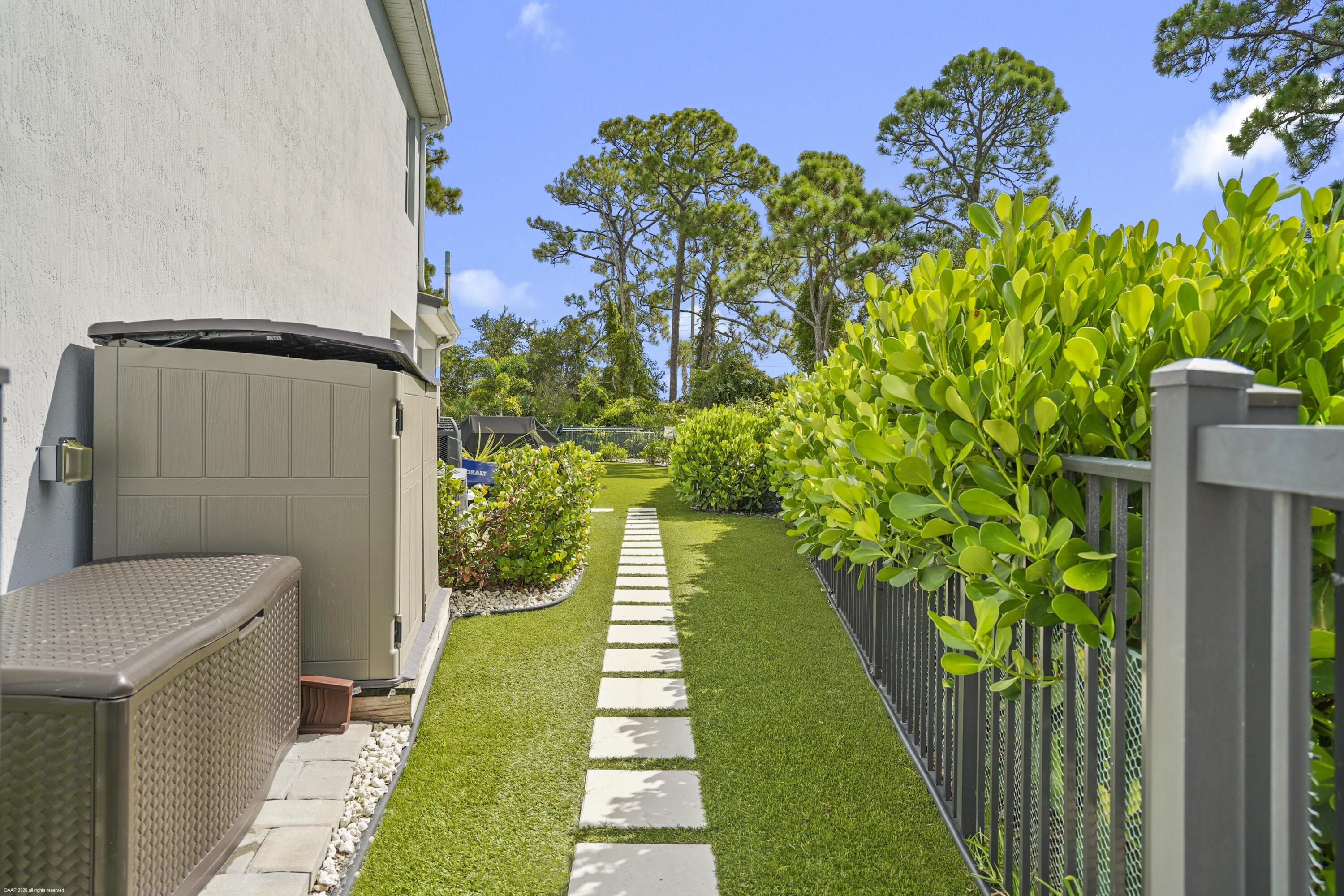 194 Sw Pomeroy Street Property Photo 46
