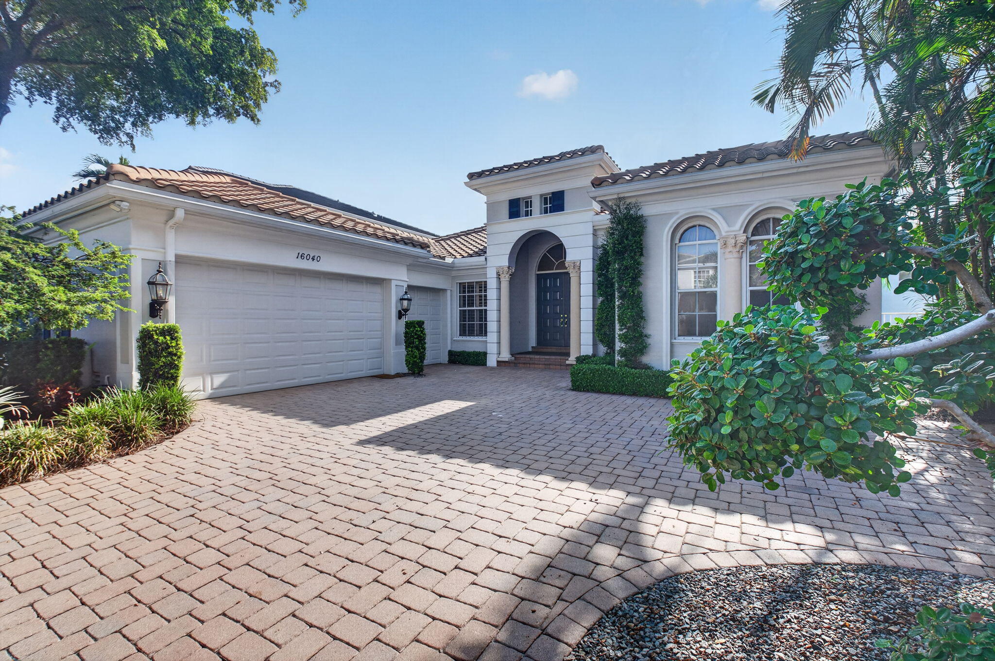 16040 Bristol Isle Way Property Photo 1